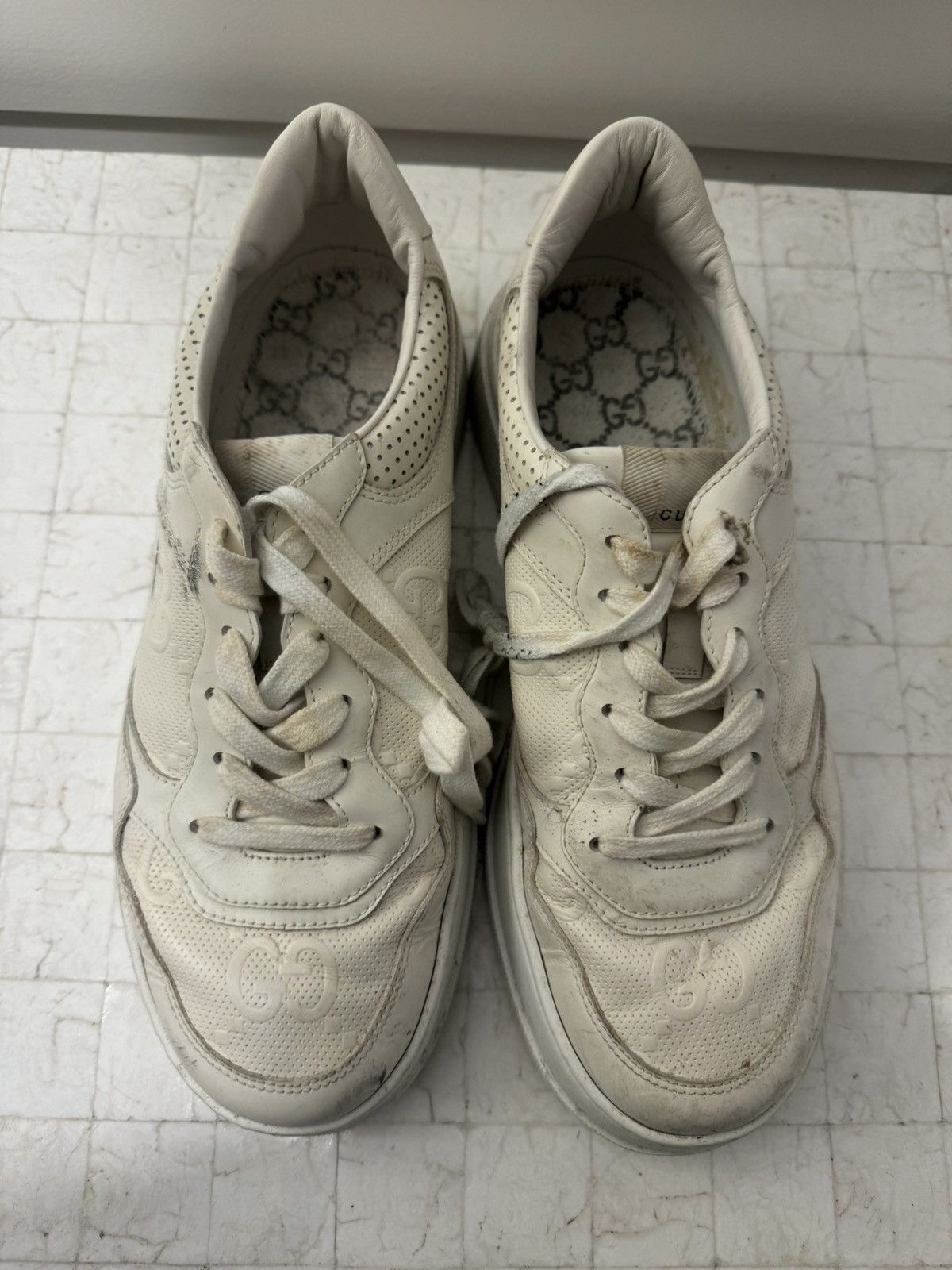 Gucci GG embossed sneaker Size US 11 / EU 44 - 1 Thumbnail
