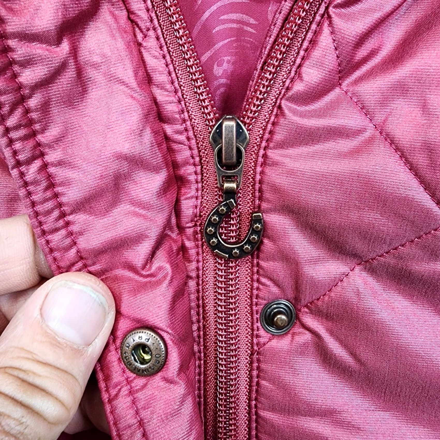 Ariat Ariat Womens Vest XS Pink Full Zip Quilted Puffer Faux Fur Trim Pockets Vest Ladies XS Pink Quilted Puffer Vest Size XS / US 0-2 / IT 36-38 - 7 Thumbnail