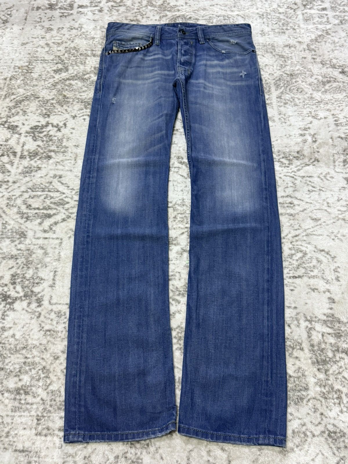 Diesel 2000s Diesel Fade Wash Studded Slim Jeans Size US 31 - 1 Thumbnail