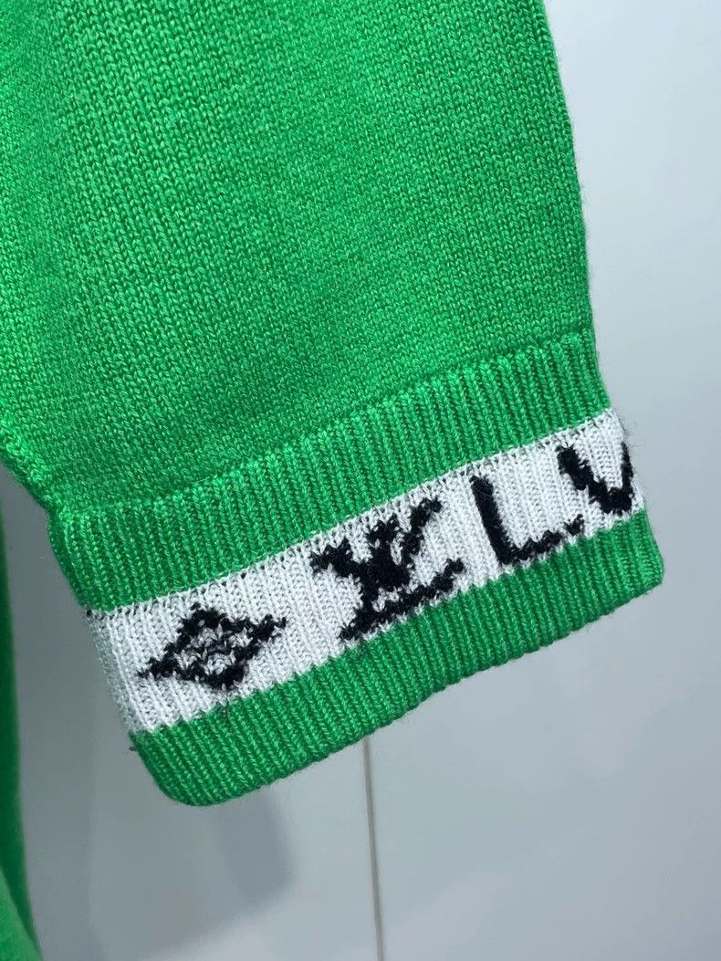 Louis Vuitton Louis Vuitton 23 knitted cashmere sweaters with green lette Size US L / EU 52-54 / 3 - 5 Thumbnail