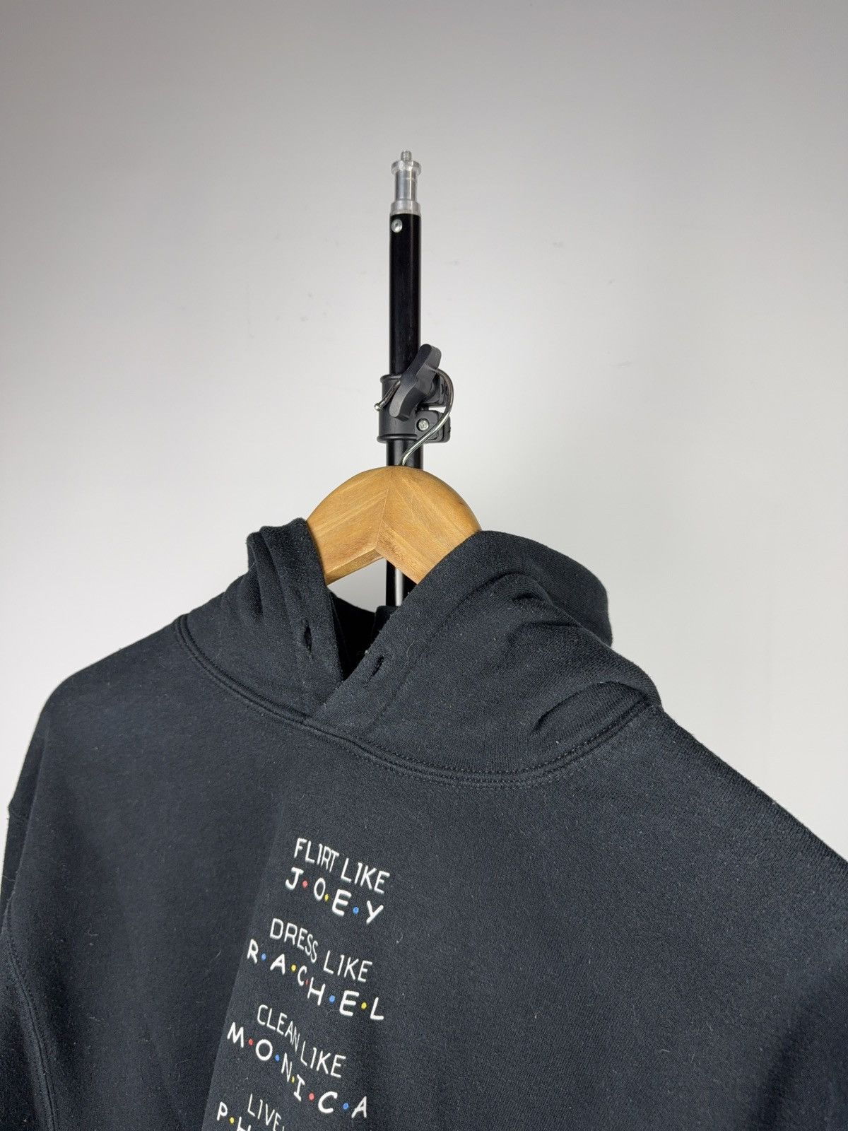 Vintage 00s Friends TV Show Character Quote Graphic Hoodie Gildan Size US M / EU 48-50 / 2 - 6 Thumbnail