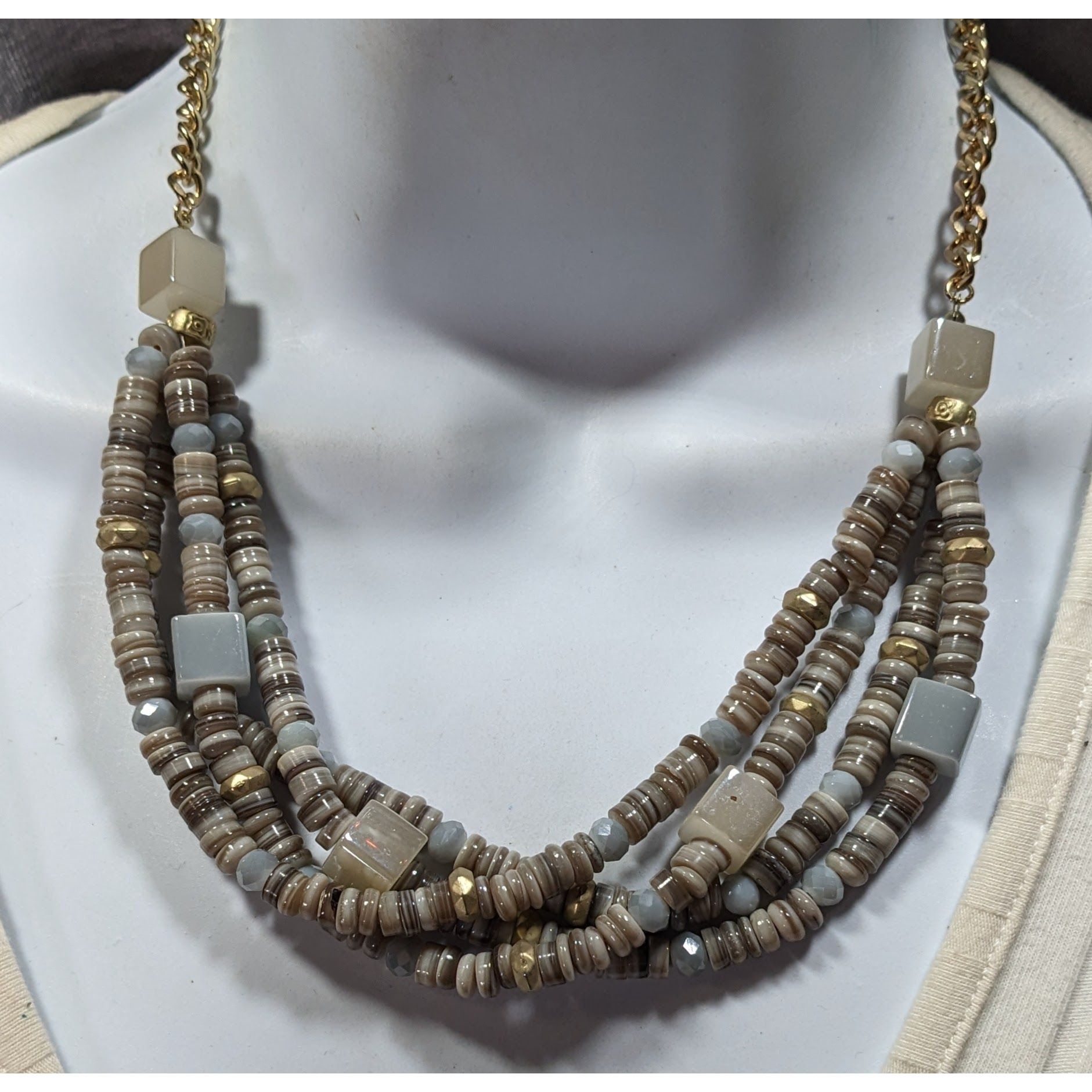 Other Layered Grey Natural Stone Beaded Necklace Size ONE SIZE - 4 Thumbnail