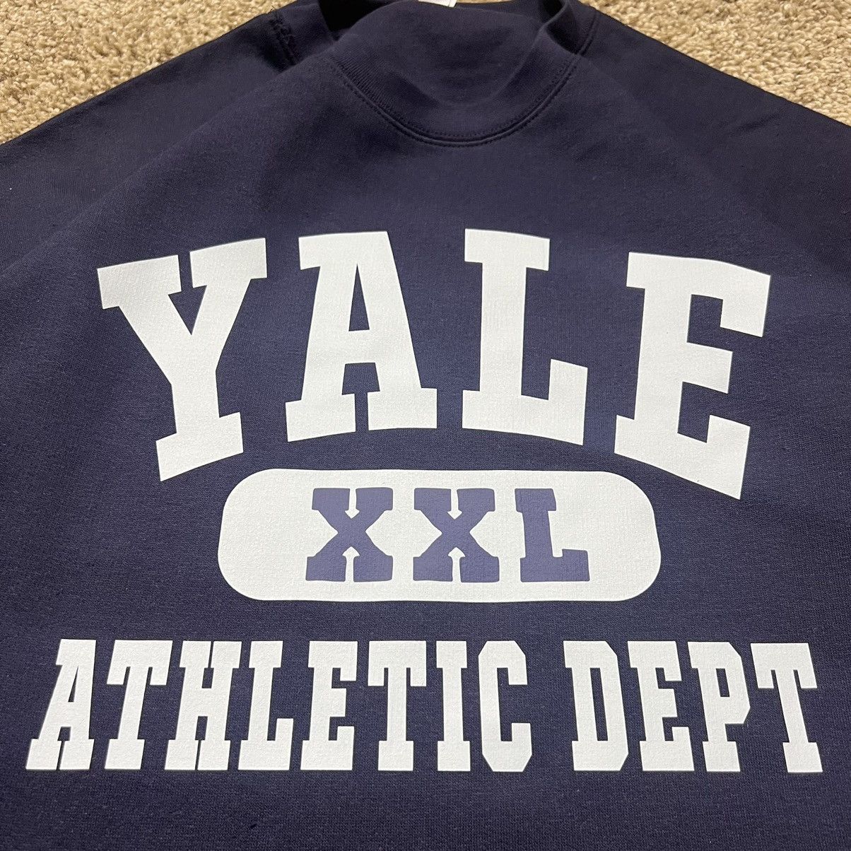 Vintage Vtg 90s Yale University Athletic Dept crewneck sweatshirt Size US XL / EU 56 / 4 - 5 Thumbnail