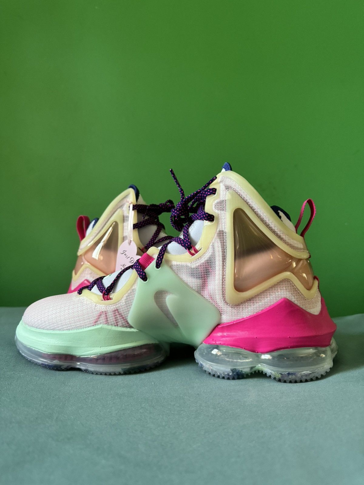 Nike Nike Lebron 19 Valentine’s Day 2022 Size US 10 / EU 43 - 2 Thumbnail