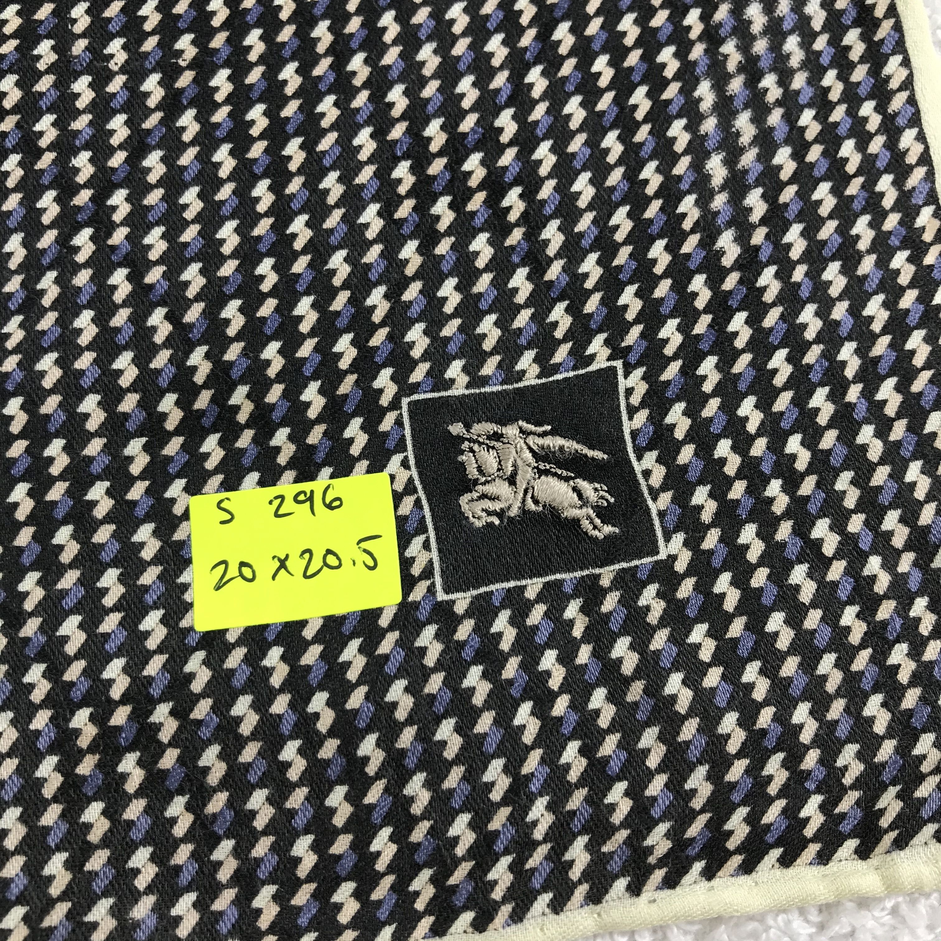 Burberry × Vintage Burberry Bandana / Handkerchief / Neckerchief - S296 Size ONE SIZE - 5 Thumbnail