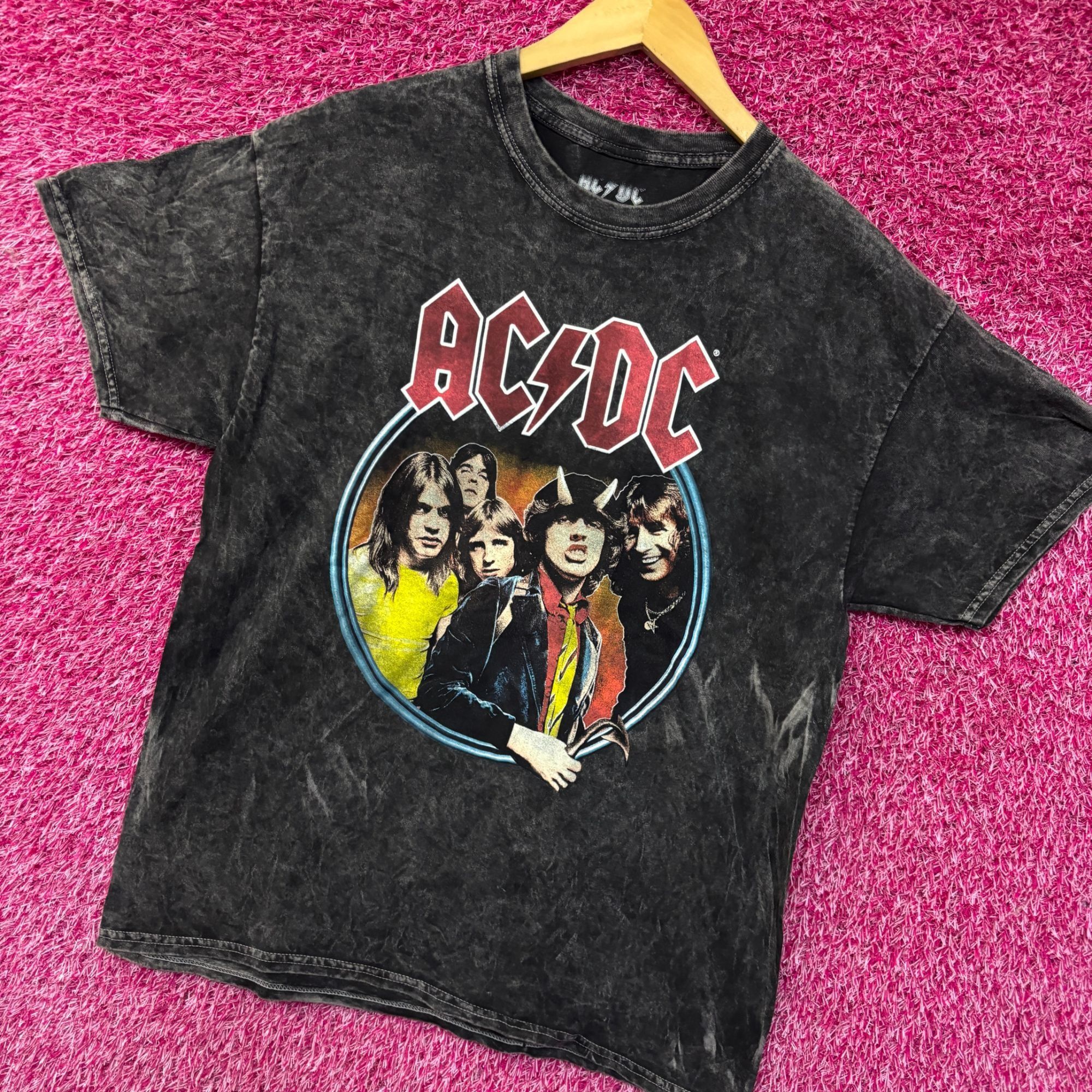 AC/DC AC/DC high way to hell tour Tshirt size large Size US L / EU 52-54 / 3 - 3 Thumbnail