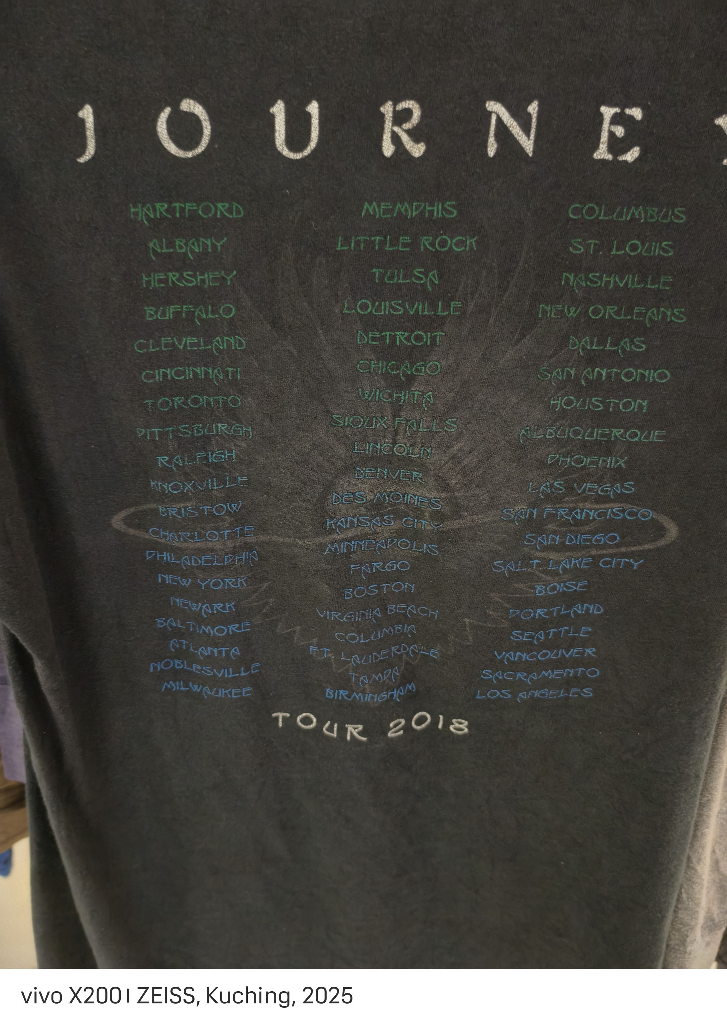 Band Tees Journey band Tee Size US L / EU 52-54 / 3 - 4 Thumbnail