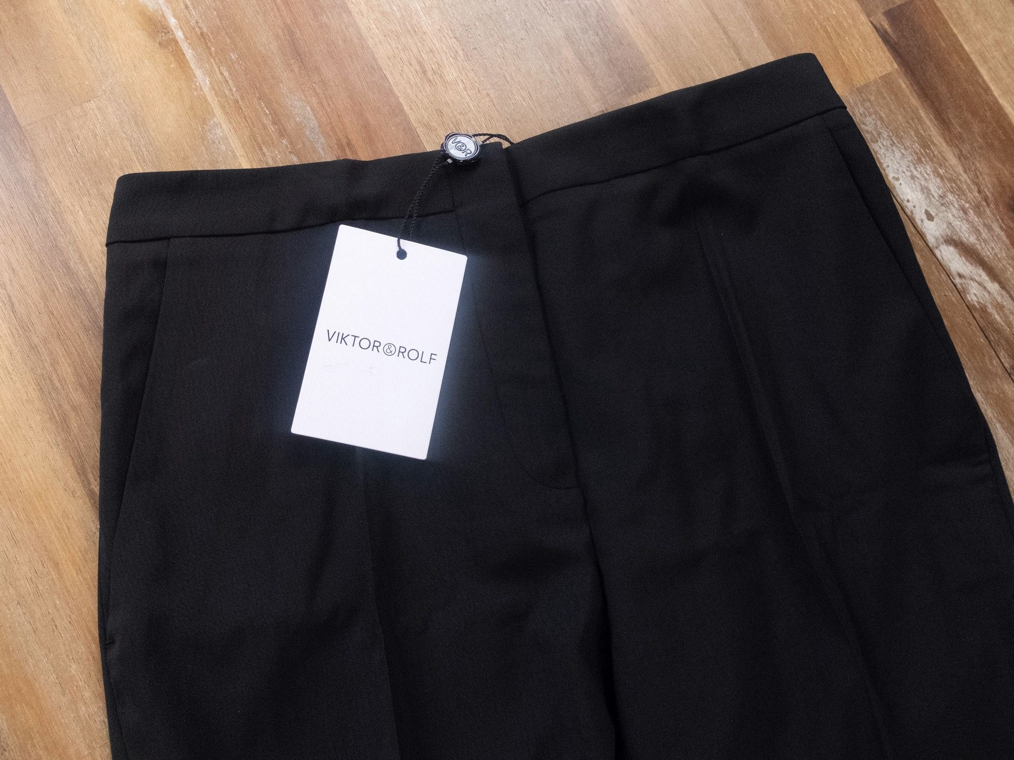 Viktor & Rolf VIKTOR & ROLF solid black cropped wool pants trousers 6 42 Size 28" / US 6 / IT 42 - 5 Thumbnail