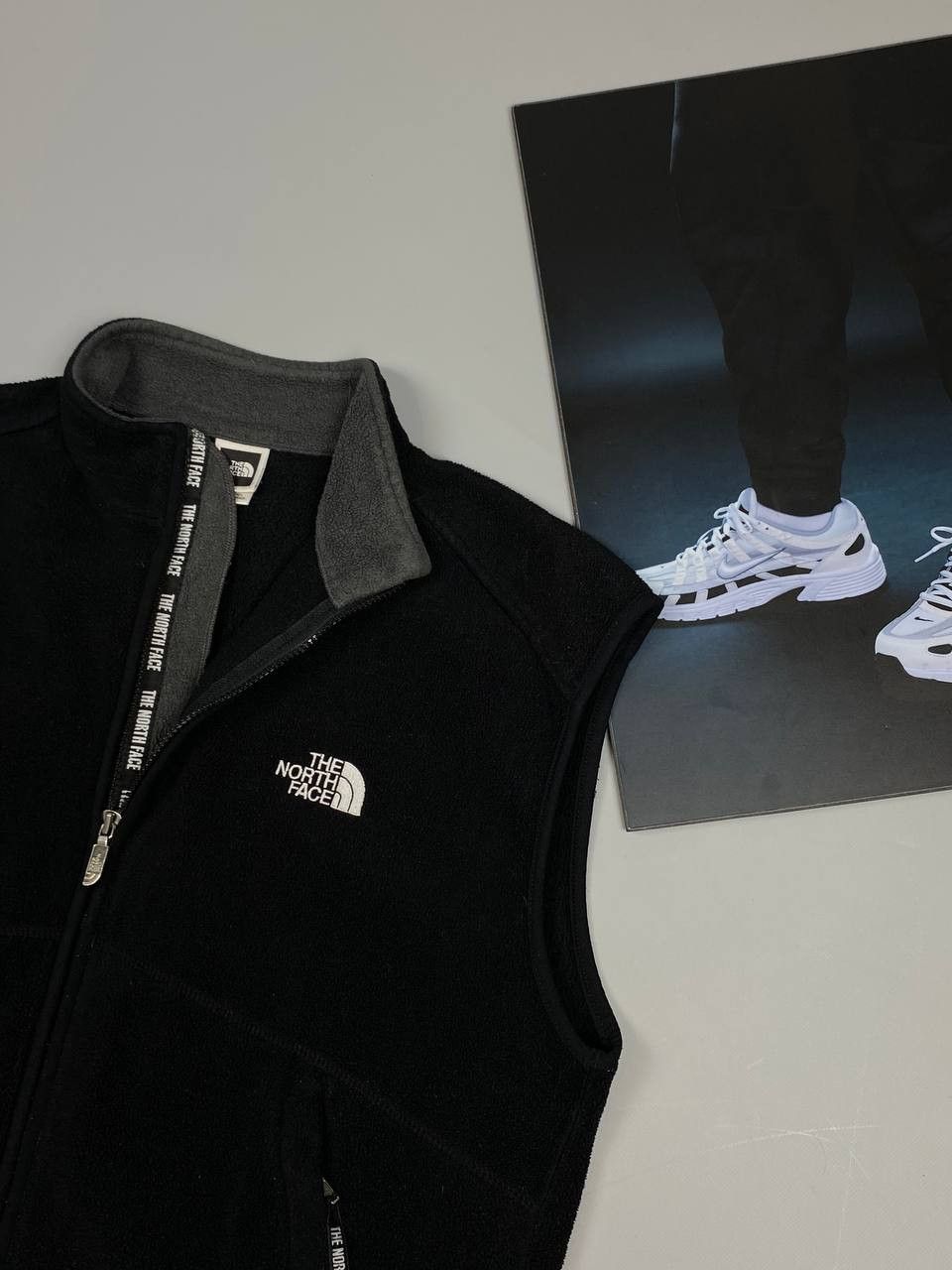 The North Face Vintage 90s North Face Vest Fleece Sleeveless Jacket Black Size US M / EU 48-50 / 2 - 1 Thumbnail