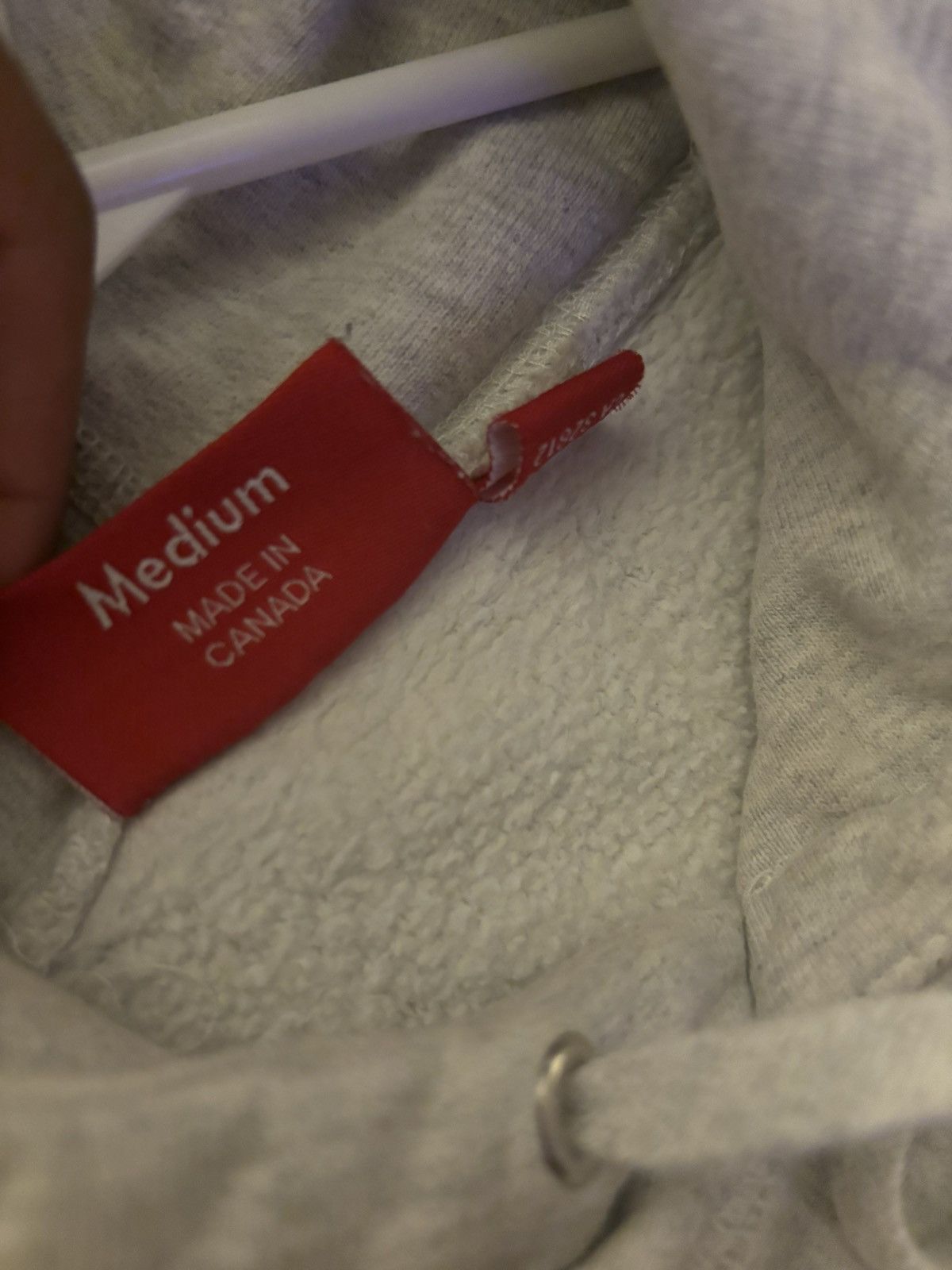 Supreme Grey Supreme hoodie white Supreme text Size US M / EU 48-50 / 2 - 7 Thumbnail