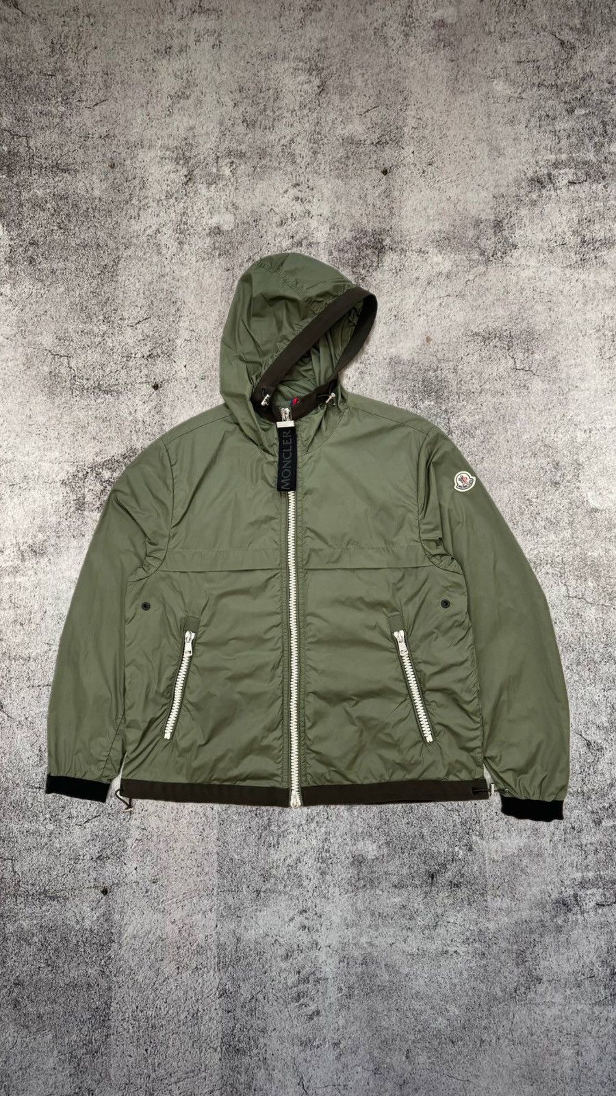 Pre-owned Moncler Ashlat Giubbotto Windproof Light Jacket In Green