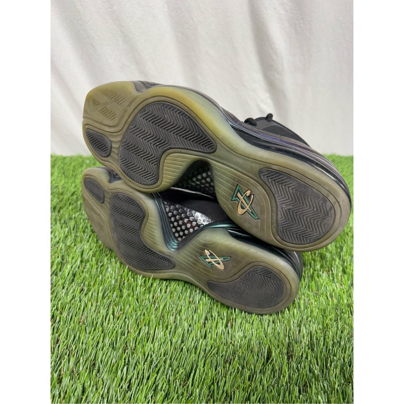 Nike Size 9.5 - Nike Air Penny 5 Invisibility Cloak Size US 12 / EU 45 - 4 Thumbnail