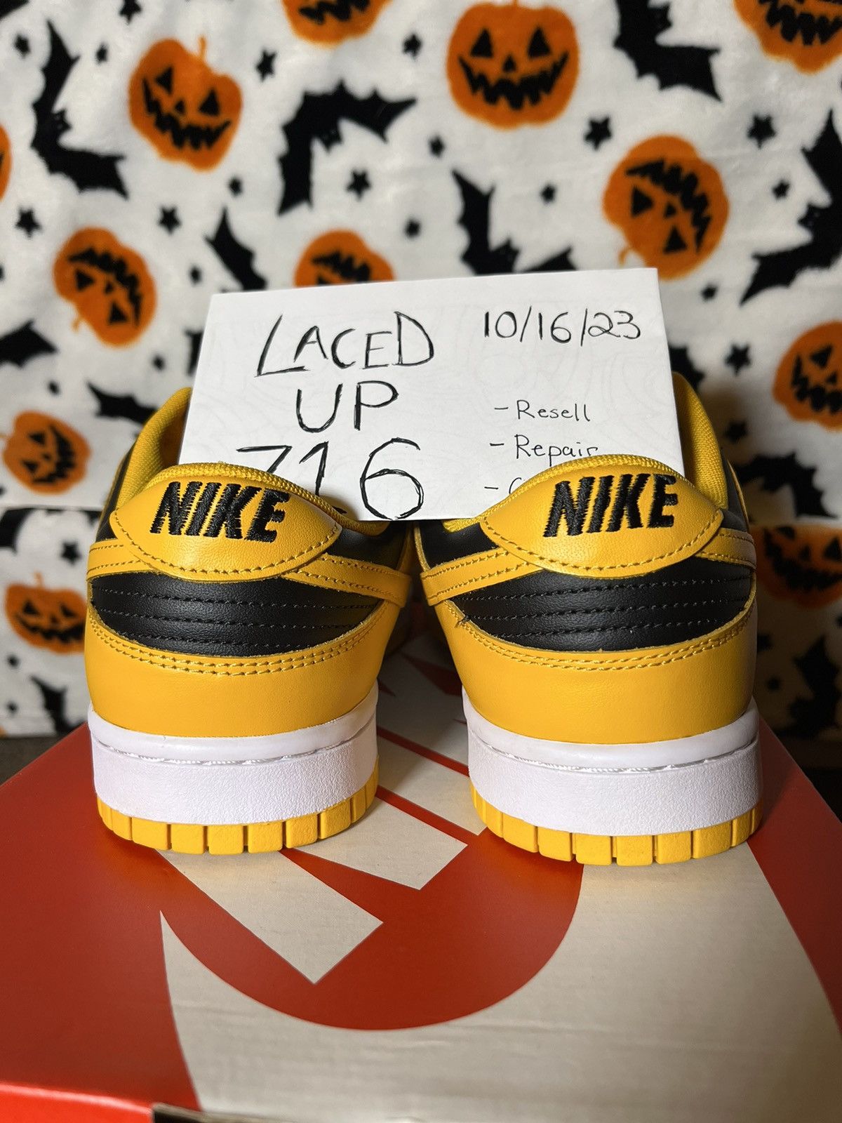 Nike Nike Dunk Low “Goldenrod” Size US 10.5 / EU 43-44 - 6 Thumbnail