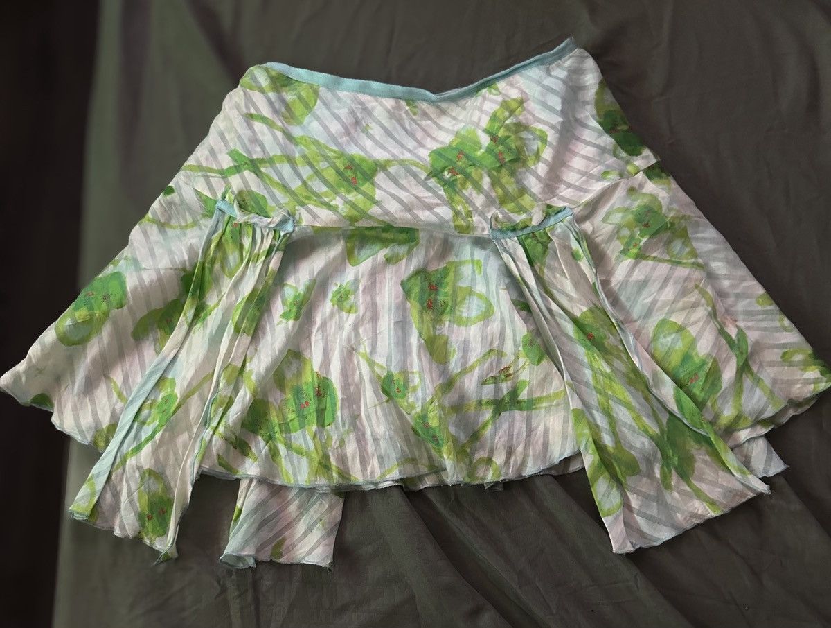 Diane von Furstenberg Diane von Fürstenberg Floral Skirt Size 27" / US 4 / IT 40 - 2 Thumbnail
