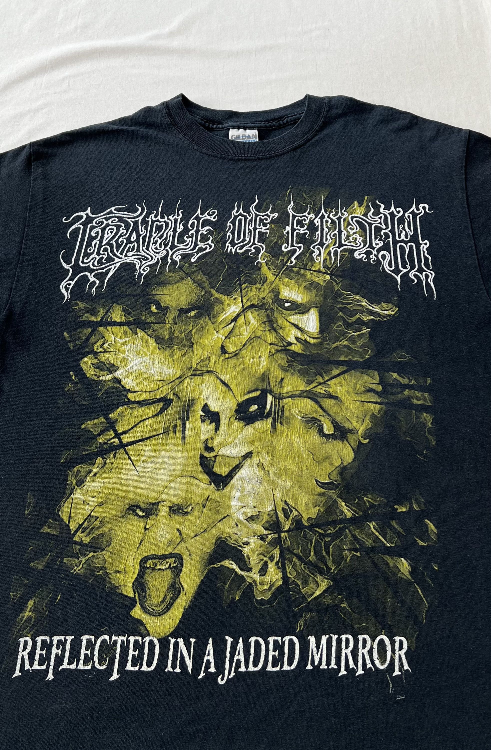 Band Tees Vintage 2000s Cradle of Filth Reflected In A Jaded Mirror Size US M / EU 48-50 / 2 - 5 Thumbnail