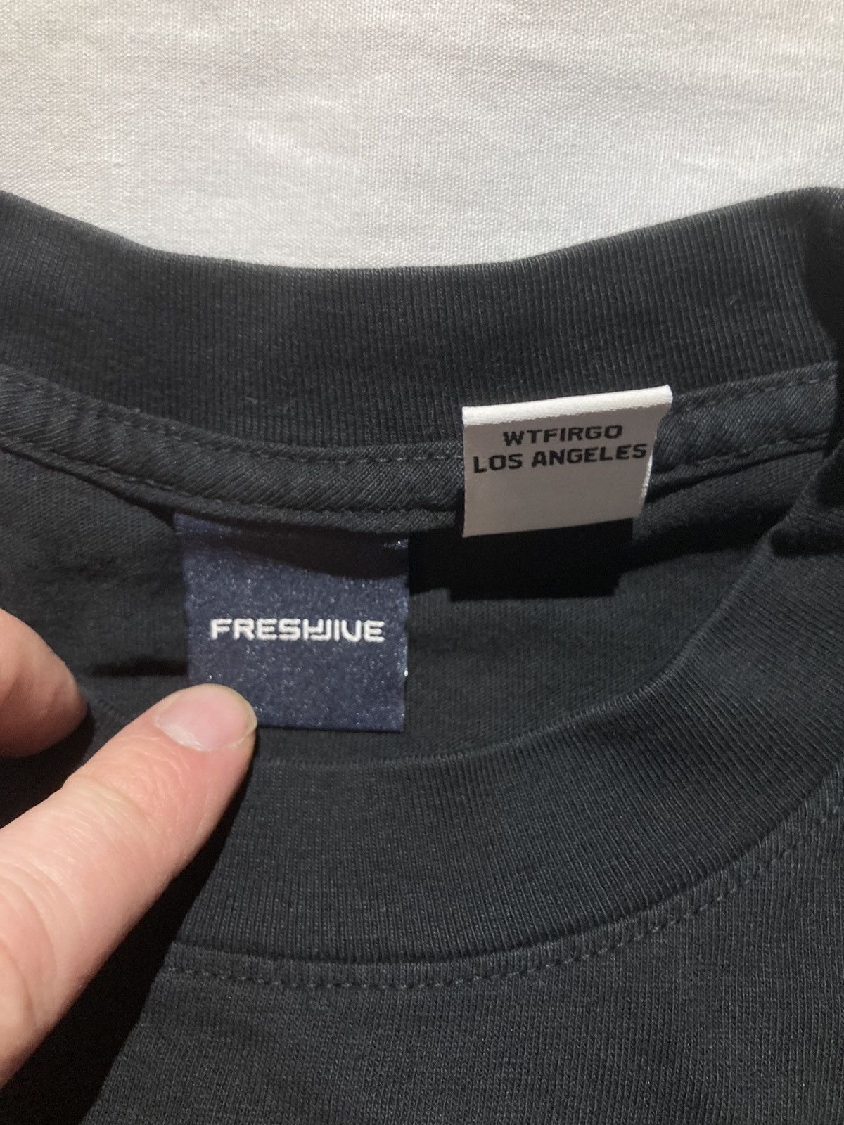 Freshjive Vintage Freshjive WTF is really going on T-shirt, size M Size US M / EU 48-50 / 2 - 4 Thumbnail