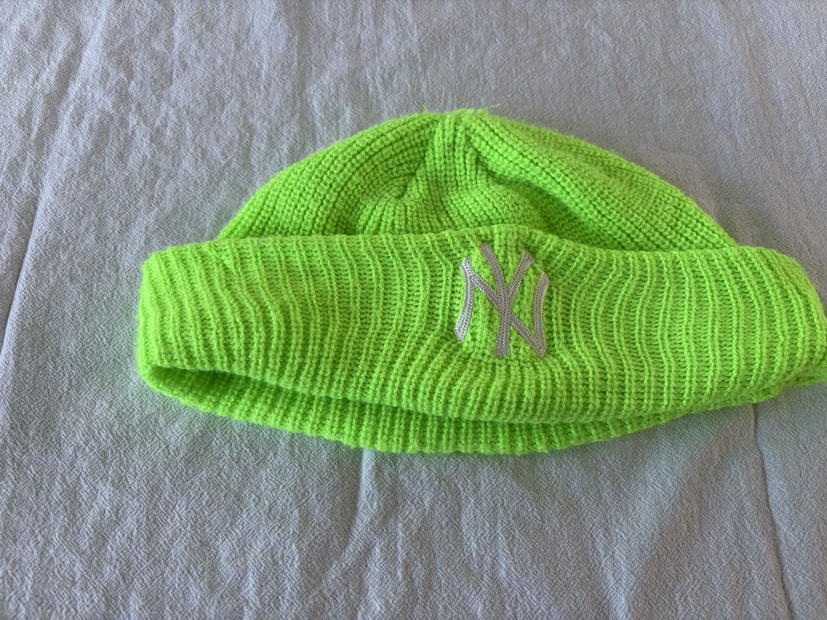 Aime Leon Dore Aimé Leon Dore x New Era Yankees Neon Green Knit Beanie Size ONE SIZE - 1 Thumbnail