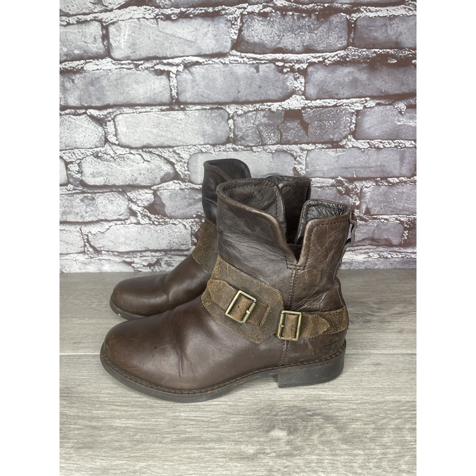 Ugg UGG® AUSTRALIA CYBELE STOUT LEATHER BIKER BOOTS Women Sz 5.5 Size US 5.5 / IT 35.5 - 19 Thumbnail