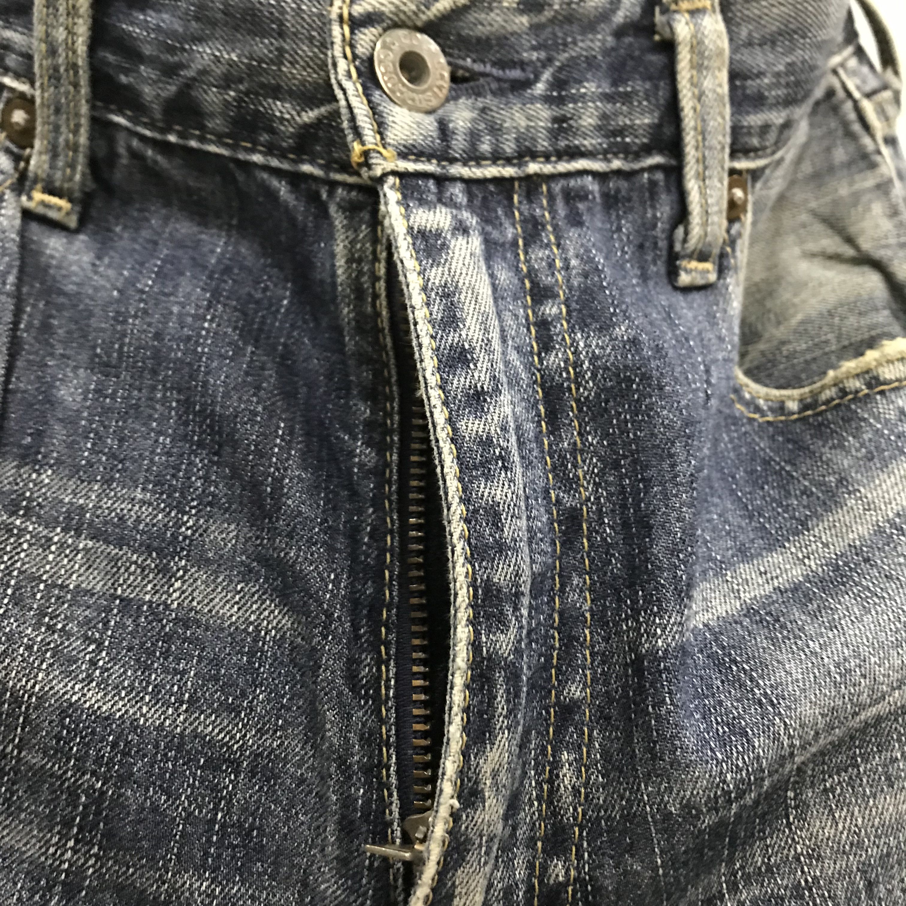 Levi's Vintage Levi’s 503 Jeans Distressed Faded Blue Size US 31 - 8 Thumbnail