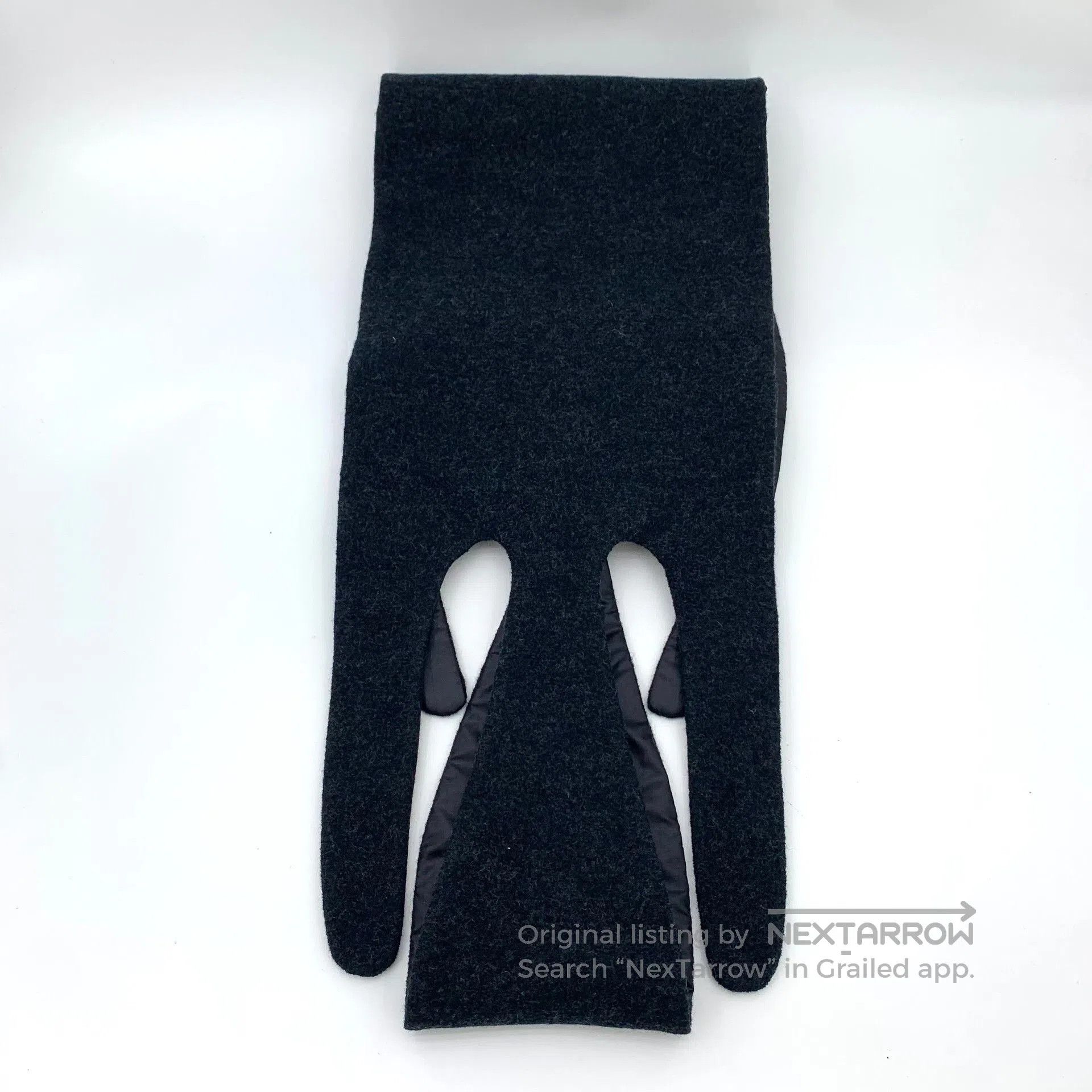 Thom Browne Thom Browne Black Button Irregular Scarf. Size ONE SIZE - 2 Thumbnail