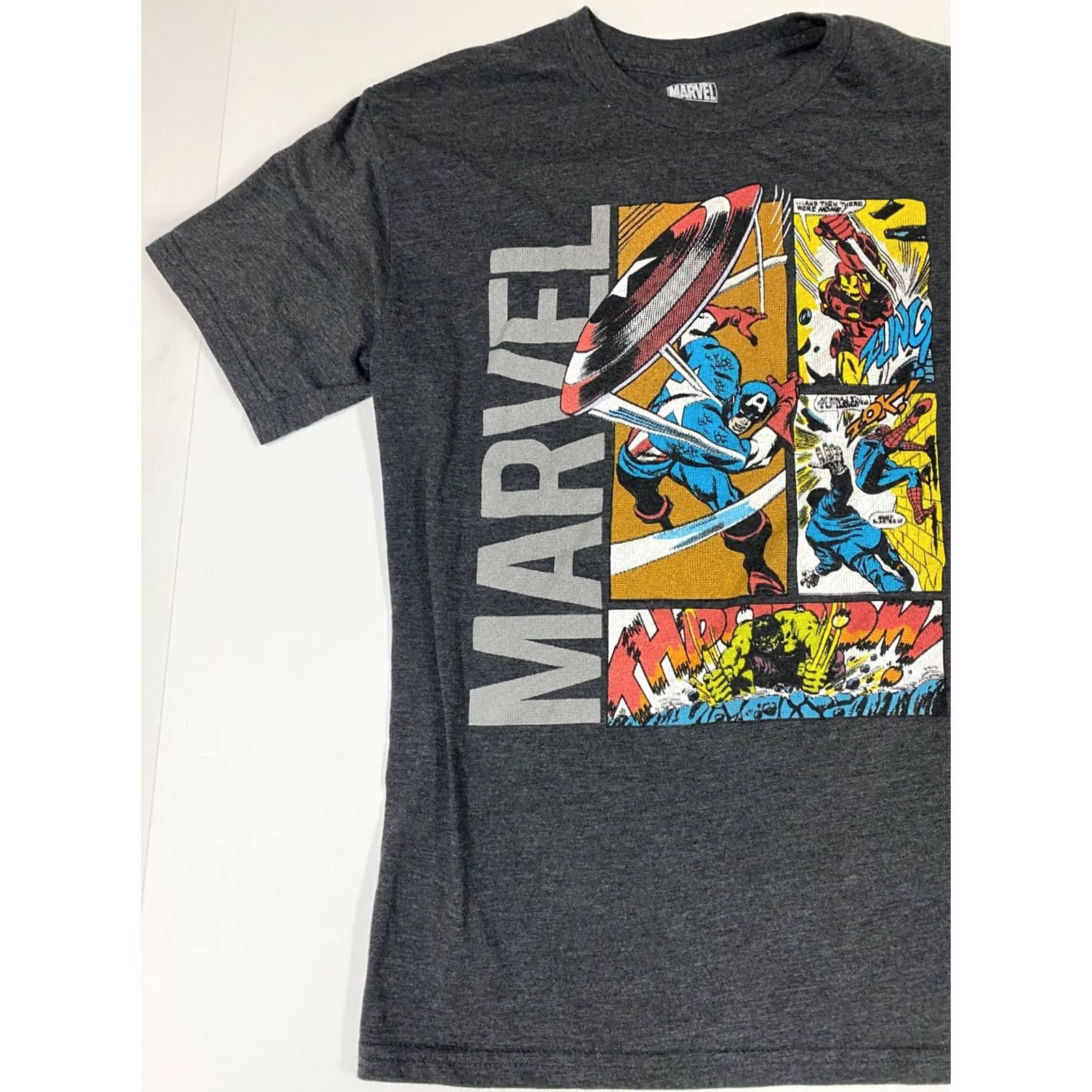 Vintage VINTAGE Marvel Mens Shirt Small gray comic captain america iron man T-Shirt Short Sleeve Crew Neck Cotton Logo Hooded Men S Gray Comics Hip Hop Theme Size US S / EU 44-46 / 1 - 3 Thumbnail
