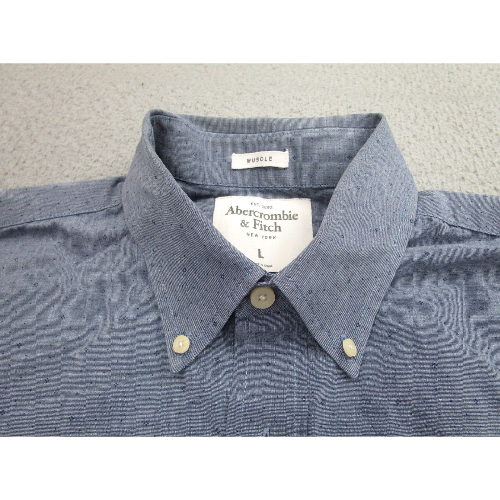 Abercrombie & Fitch VINTAGE Abercrombie & Fitch Shirt Mens Large Blue Long Sleeve Button Down Muscle Fit Size US L / EU 52-54 / 3 - 5 Thumbnail