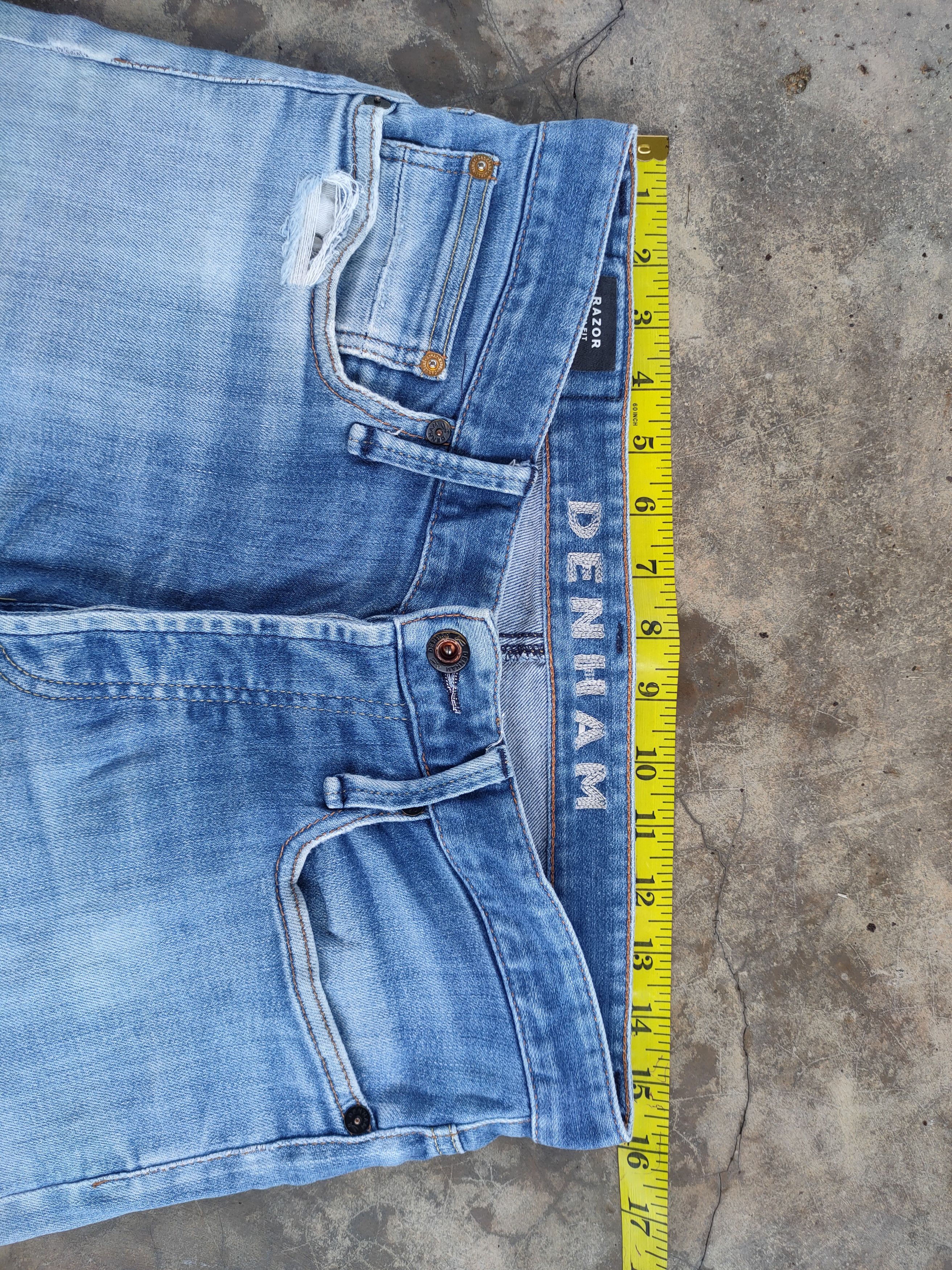 DENHAM VINTAGE DENHAM SKINNY BUTTON FLY FADED RIPPED JEANS PANTS Size US 31 - 10 Thumbnail