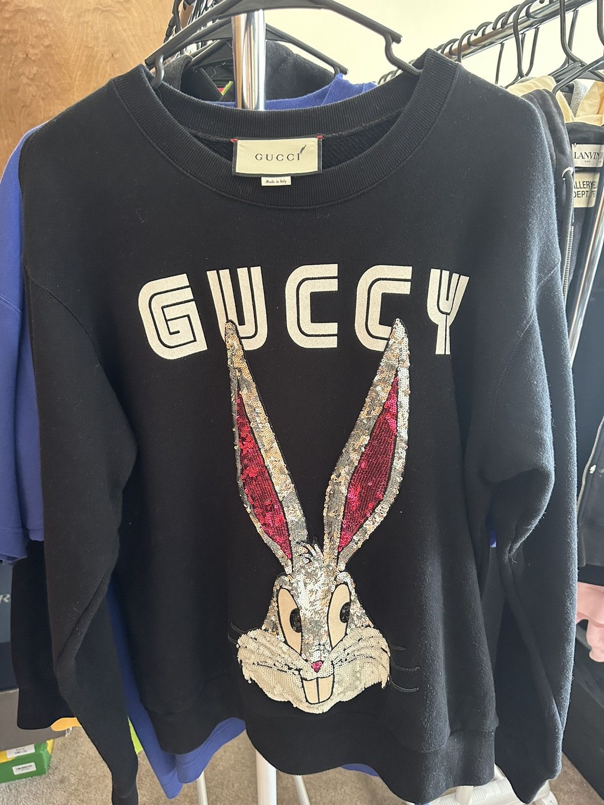 Gucci looney tunes t shirt deals