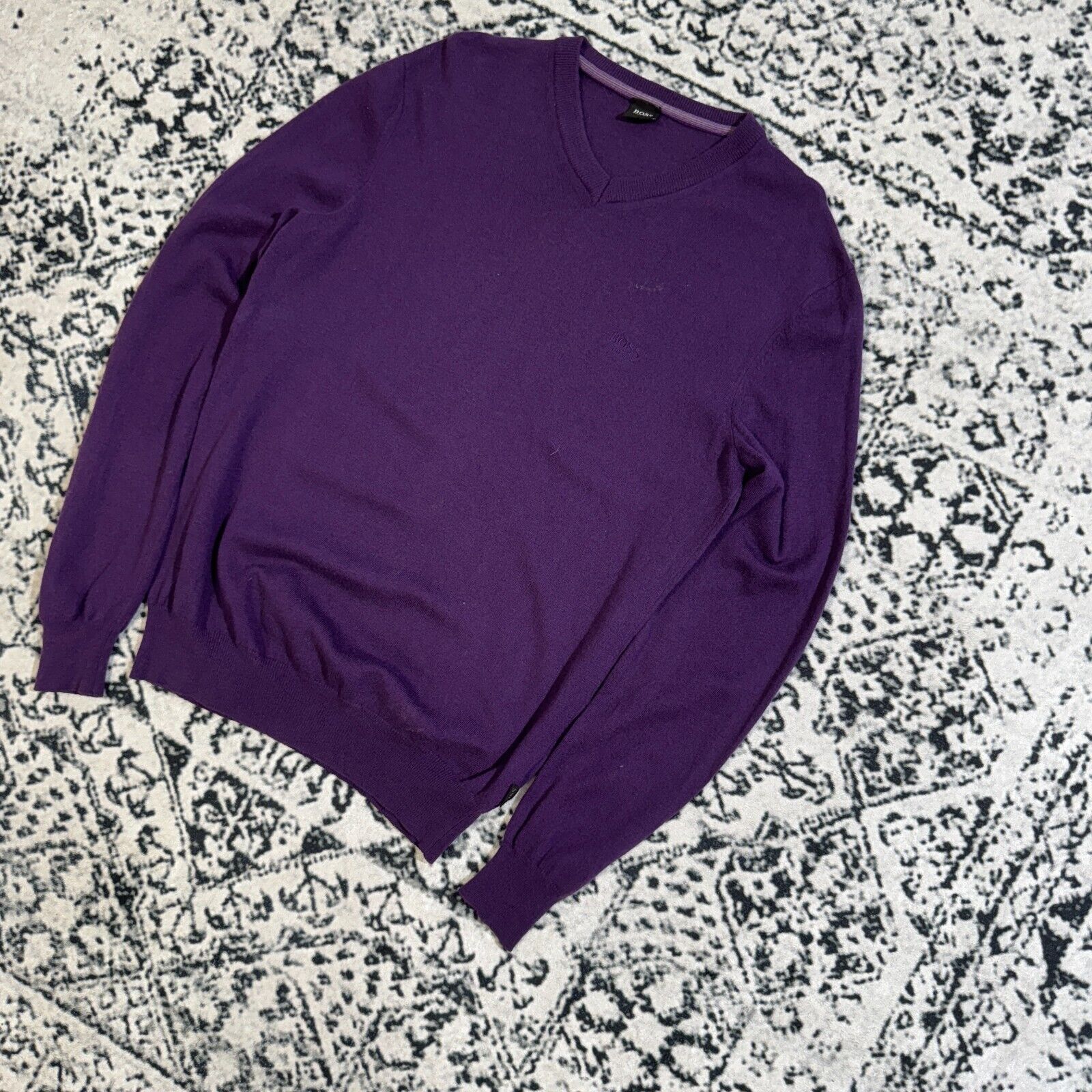 Hugo Boss × Vintage Hugo Boss Vintage Purple Wool Sweater Size M V-Neck Y2K 90s Size US M / EU 48-50 / 2 - 3 Thumbnail