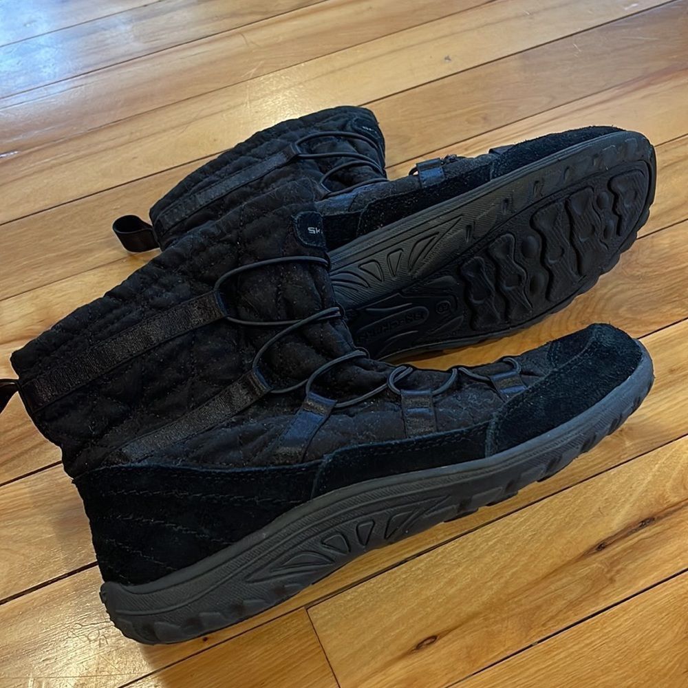 SKECHERS Skechers Black Reggae Fest Steady Quilted Bungee Ankle Boot Size US 6.5 / IT 36.5 - 5 Thumbnail