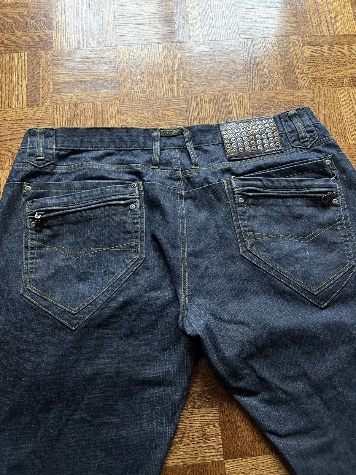 Vintage Vintage Y2K Live Mechanics Zipper Pocket Baggy Denim Jeans Size US 44 / EU 60 - 5 Thumbnail