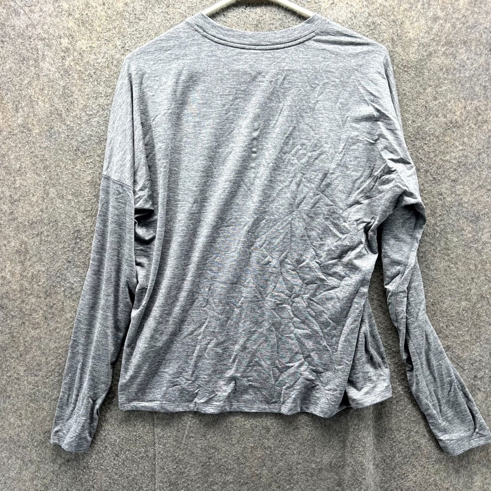 Nike Nike Shirt Mens Medium Gray Long Sleeve Lightweight Running Dri-Fit Gym Size US M / EU 48-50 / 2 - 2 Thumbnail