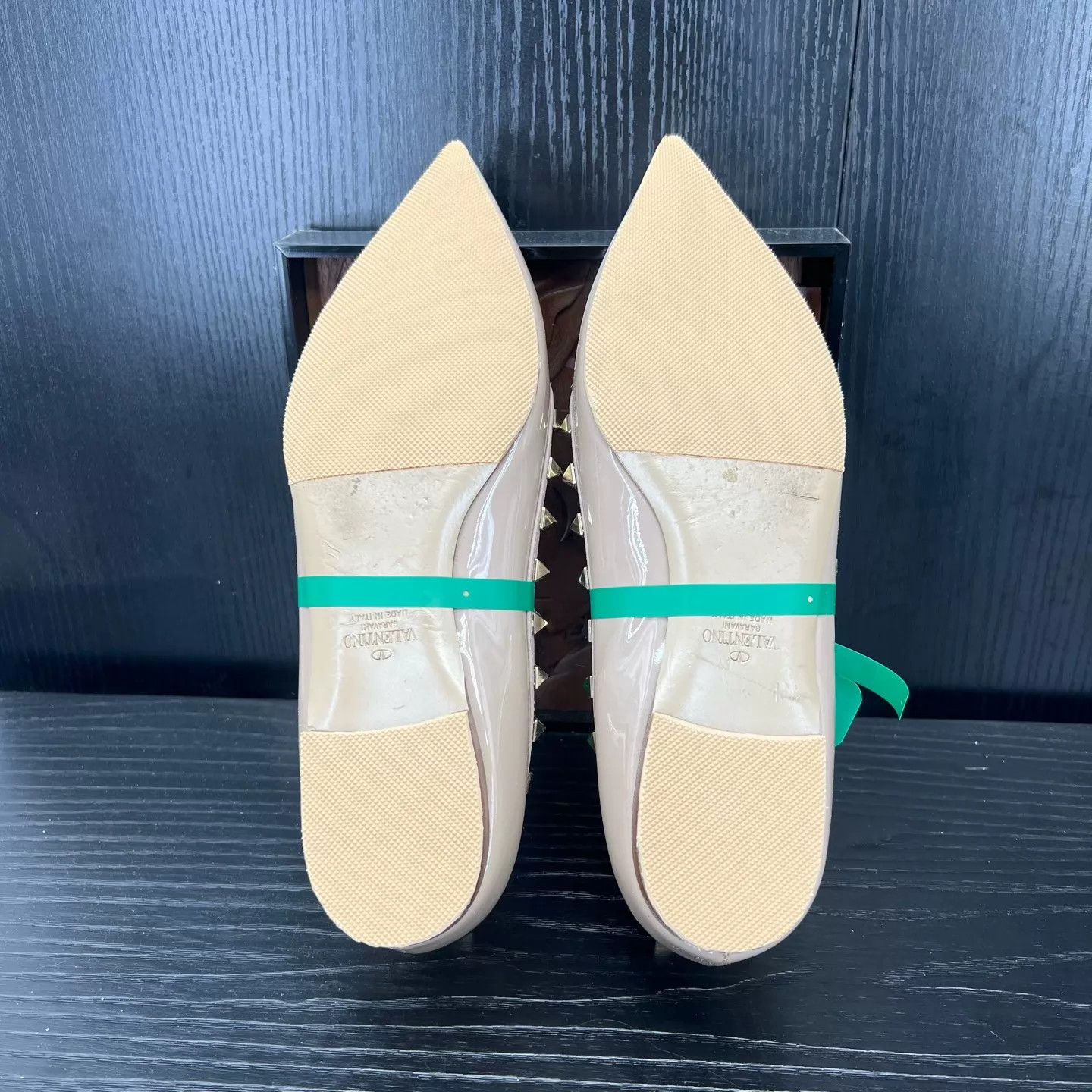 Valentino Valentino Rockstud Patent Leather Nude 39 with box Size US 8.5 / IT 38.5 - 7 Thumbnail
