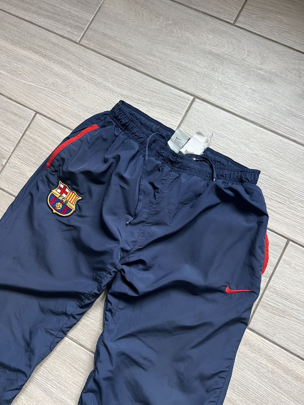 Nike Vintage Nike FC Barcelona y2k drill nylon pants Size US 34 / EU 50 - 5 Thumbnail