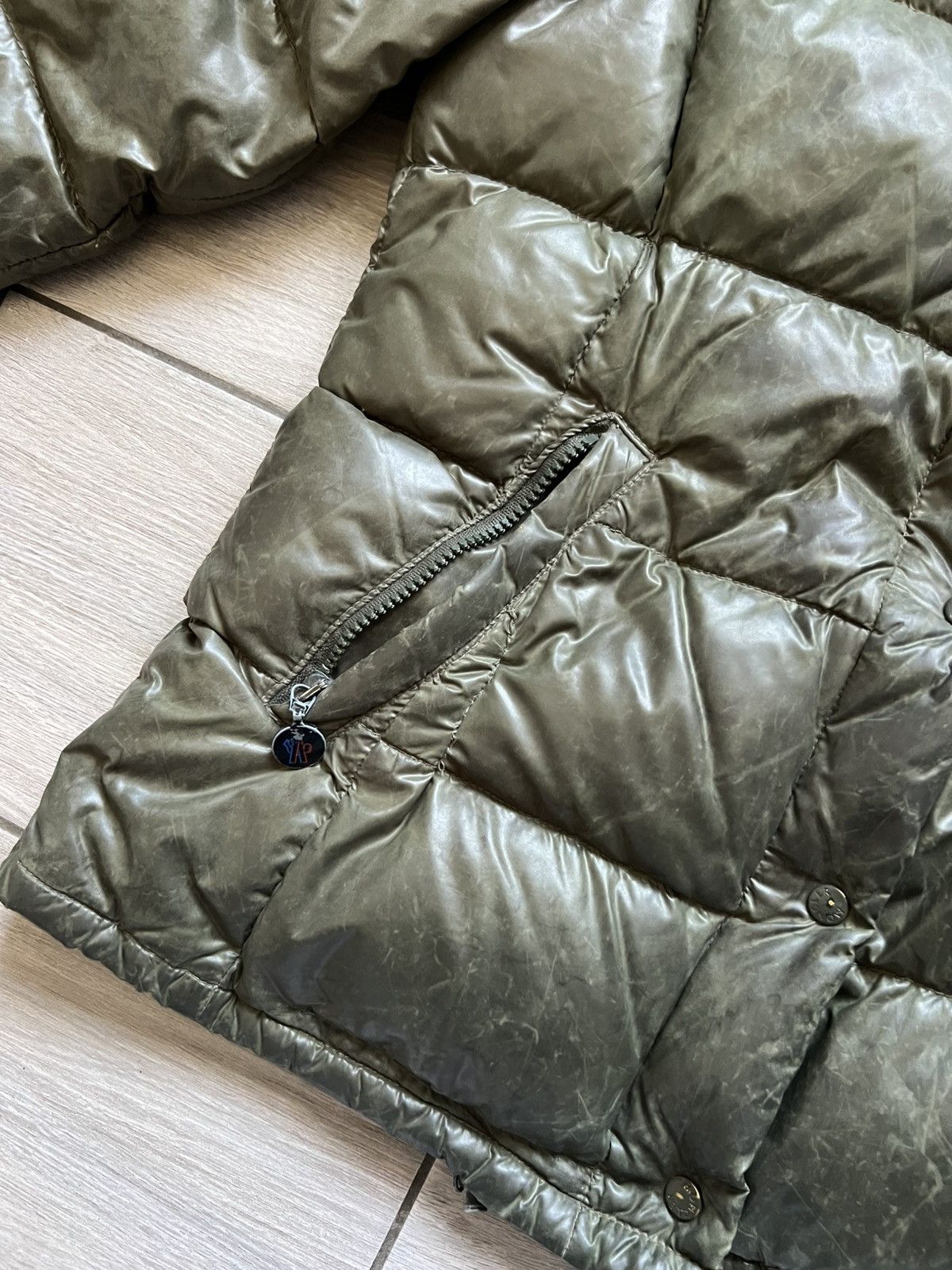 Moncler Moncler Puffer Jacket Green Large Used Size L / US 10 / IT 46 - 16 Thumbnail