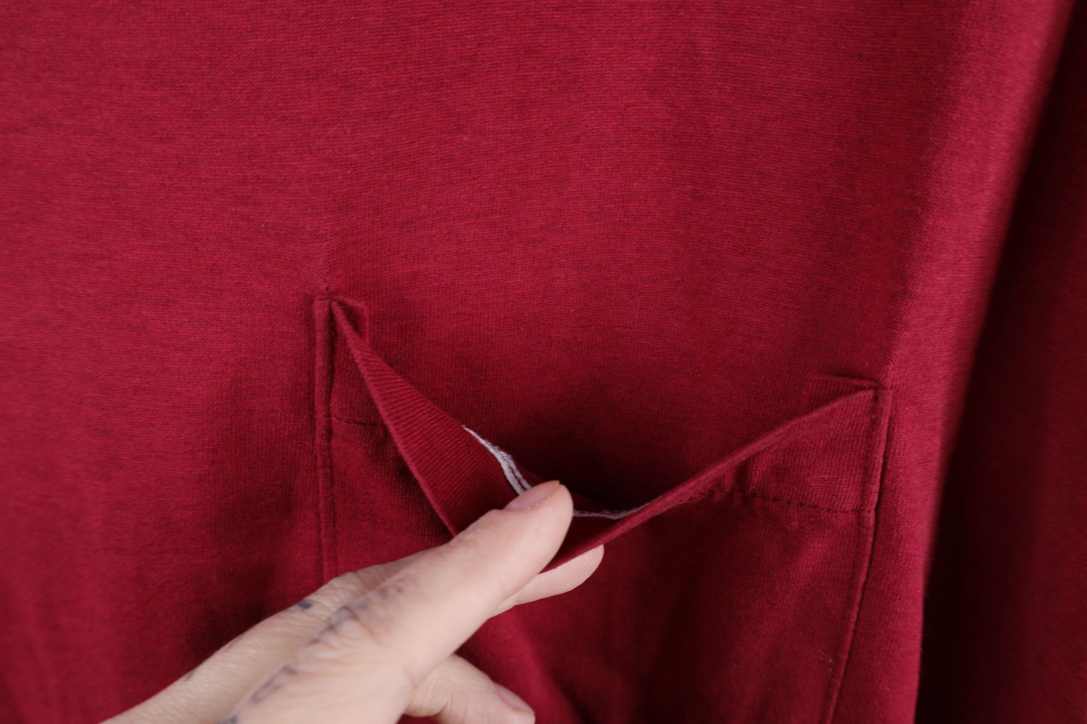 Vintage Vintage 90s Streetwear Short Sleeve Pocket T-Shirt Red USA Size US XXL / EU 58 / 5 - 5 Thumbnail