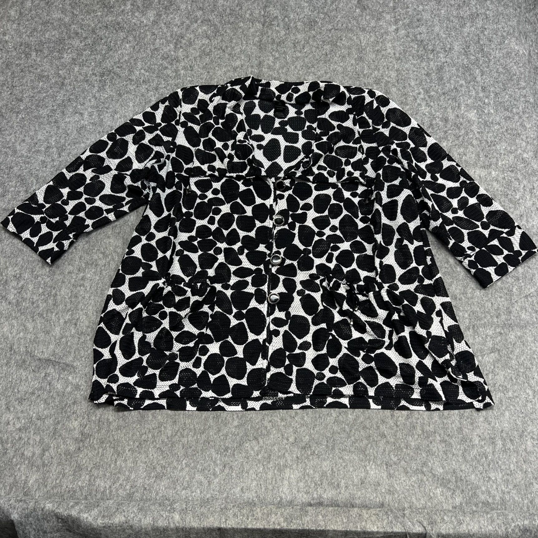 Vintage Ali Miles Jacket Womens 1X Black Abstract Print 3/4 Sleeve Pockets Button Front Collared Unlined Short Jacket Size XL / US 12-14 / IT 48-50 - 2 Thumbnail