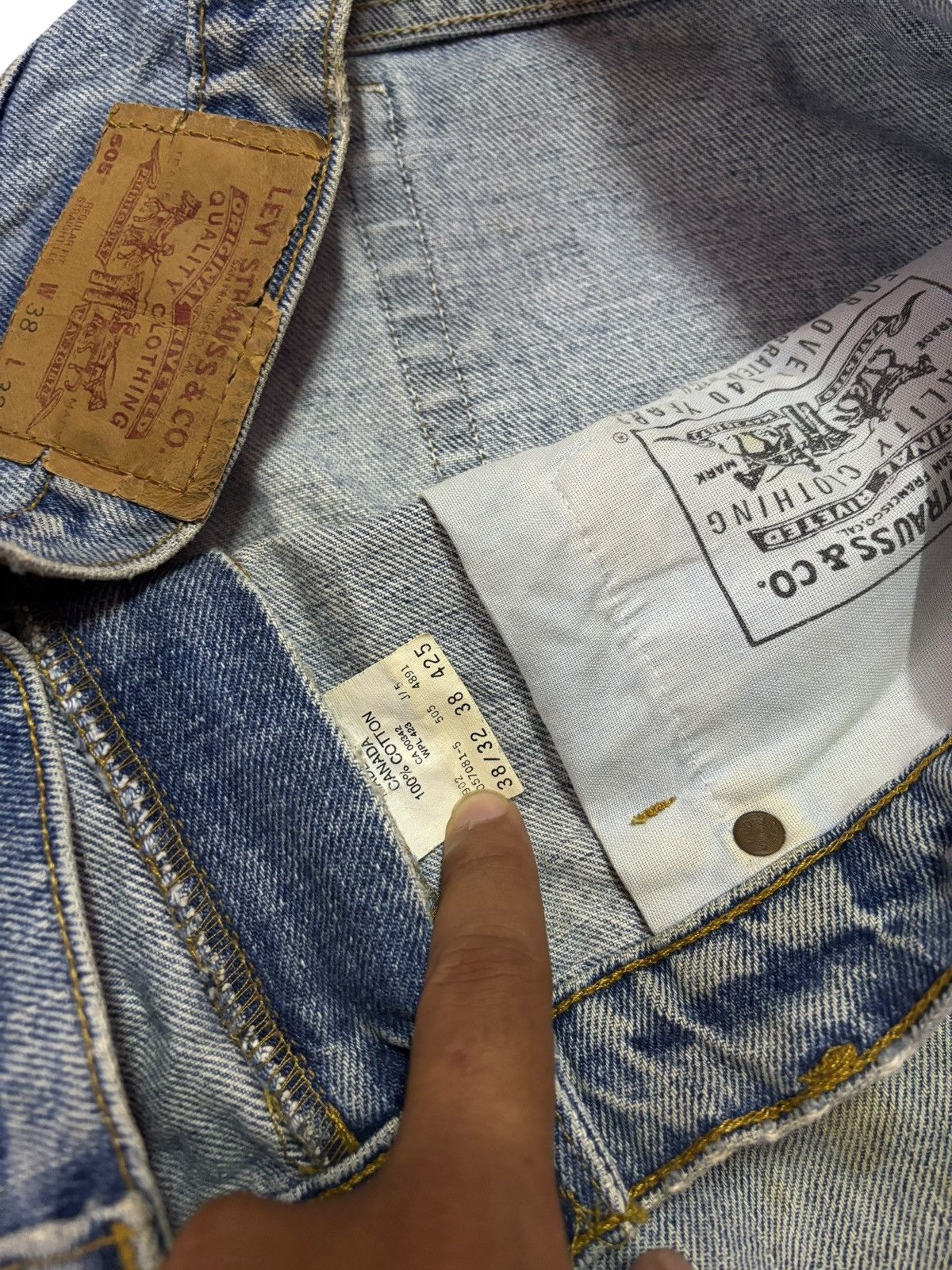Levi's Vtg 80s Levis 505 Distressed Jeans Size US 36 / EU 52 - 7 Thumbnail