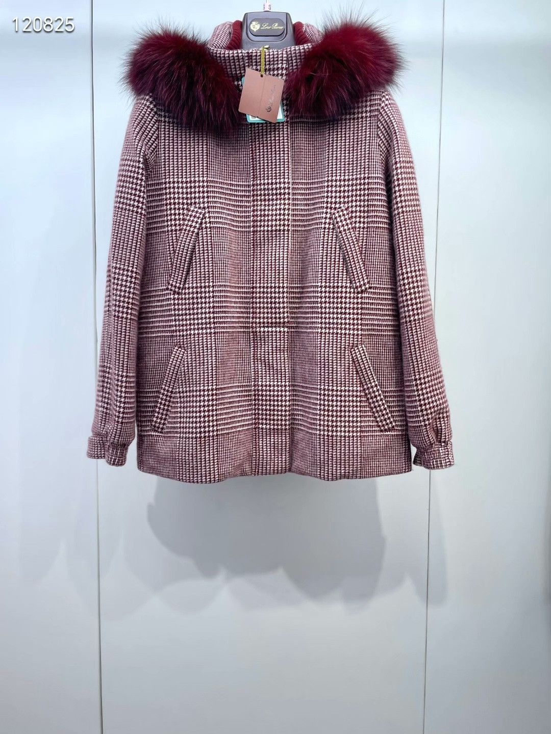 Loro Piana Loro Piana Fur Collar Houndstooth Quilted Coat Size S / US 4 / IT 40 - 1 Thumbnail