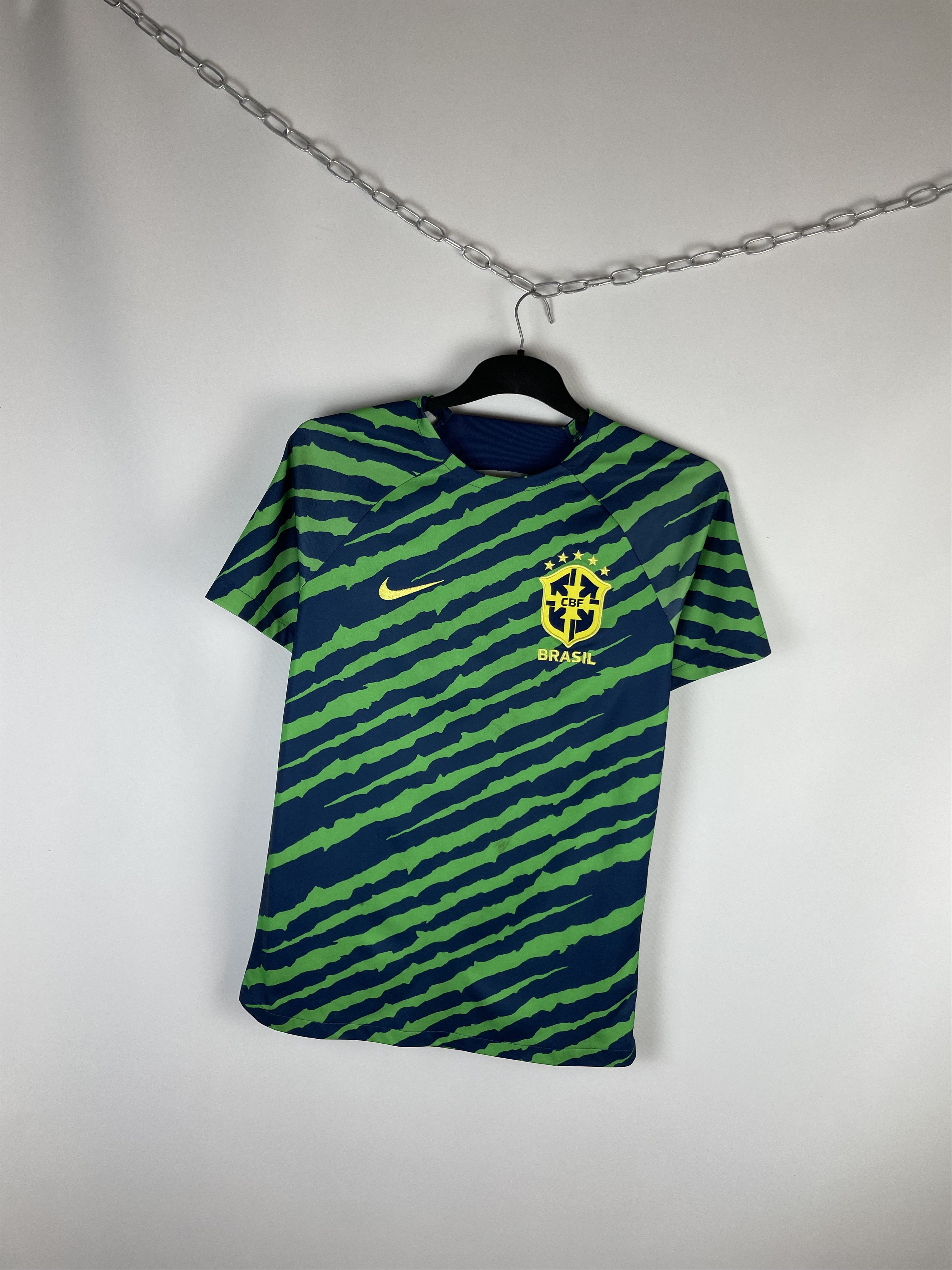 Nike × Vintage Vintage Brazil Nike Soccer Jersey Size US M / EU 48-50 / 2 - 2 Thumbnail