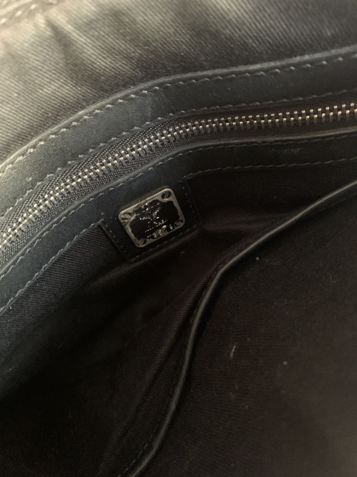 MCM MCM metallic silver canvas flat pouch Size ONE SIZE - 9 Thumbnail