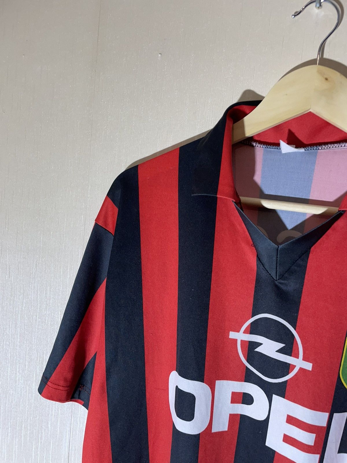 Vintage Baggio #18 Milan retro y2k jersey 90s Size US XL / EU 56 / 4 - 11 Thumbnail