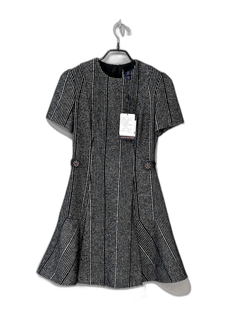Louis Vuitton Louis Vuitton Tweed Dress with Tags Size XS / US 0-2 / IT 36-38 - 1 Thumbnail
