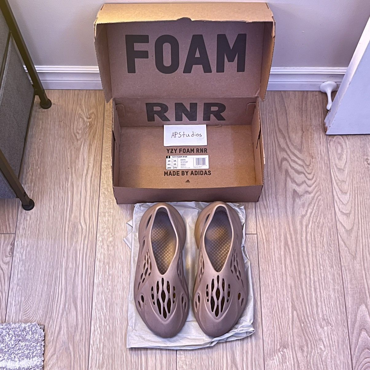 Adidas × Yeezy Adidas Yeezy Foam RNNR Mist Size US 10 / EU 43 - 4 Thumbnail
