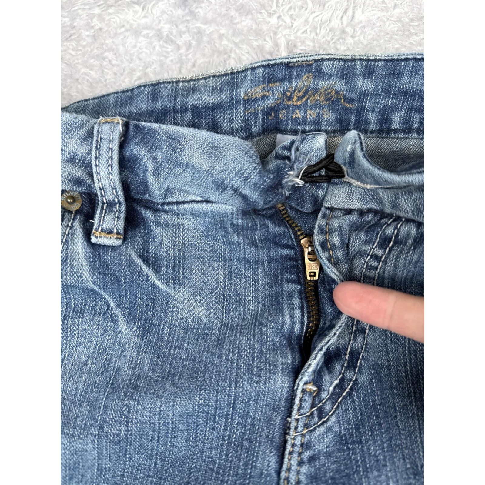 Silver Jeans Co. Silver Jeans Co Jeans 32x32 Blue Bootcut Distressed Denim Flare Mid Womens Size 24" / US 00 / IT 34 - 5 Thumbnail