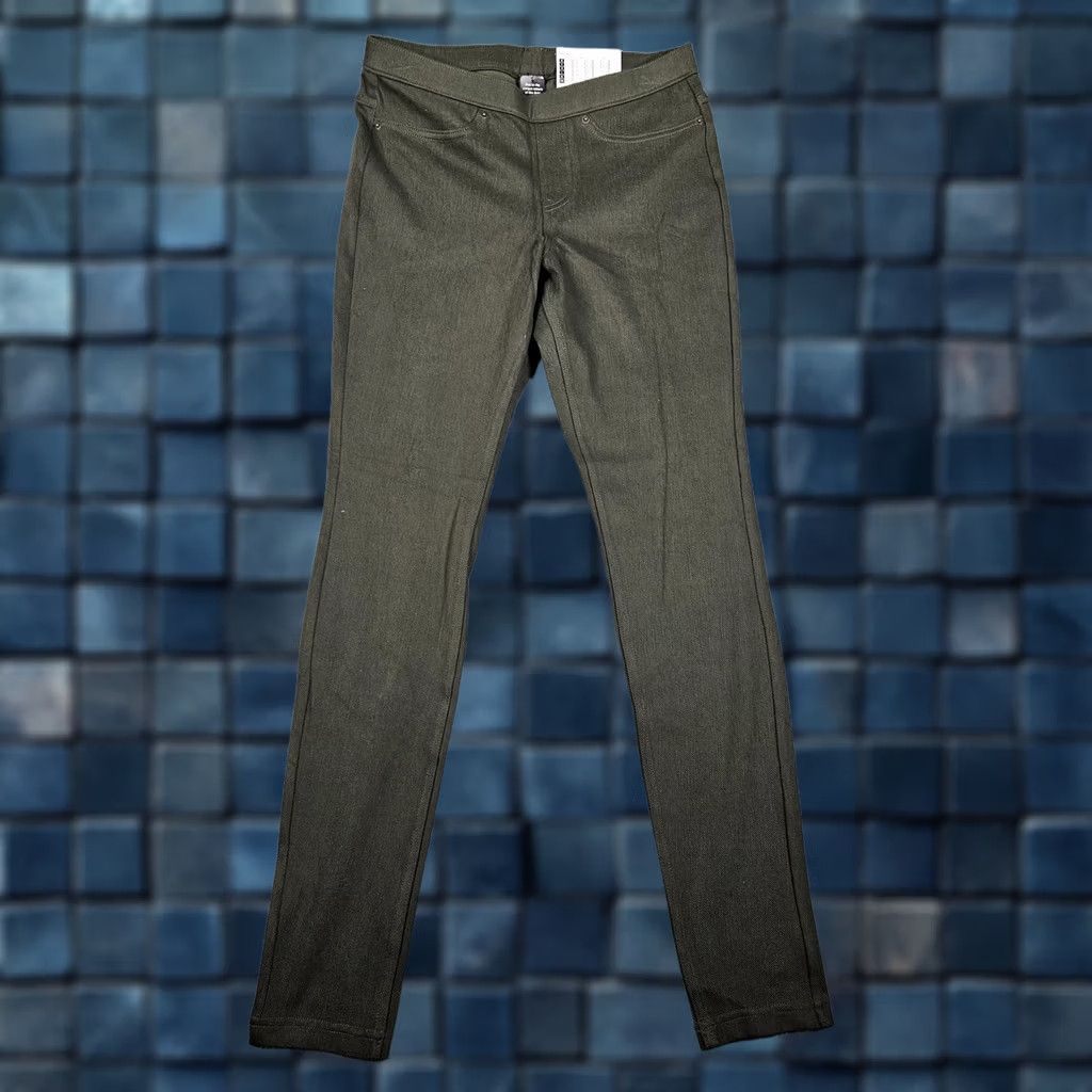 Vintage HUE Women's Green Skinny Pull On Pant S Casual Cotton Polyester Spandex Pants Pant Womens Small Green Skinny Legging Outdoor 90s? Size 28" / US 6 / IT 42 - 1 Thumbnail