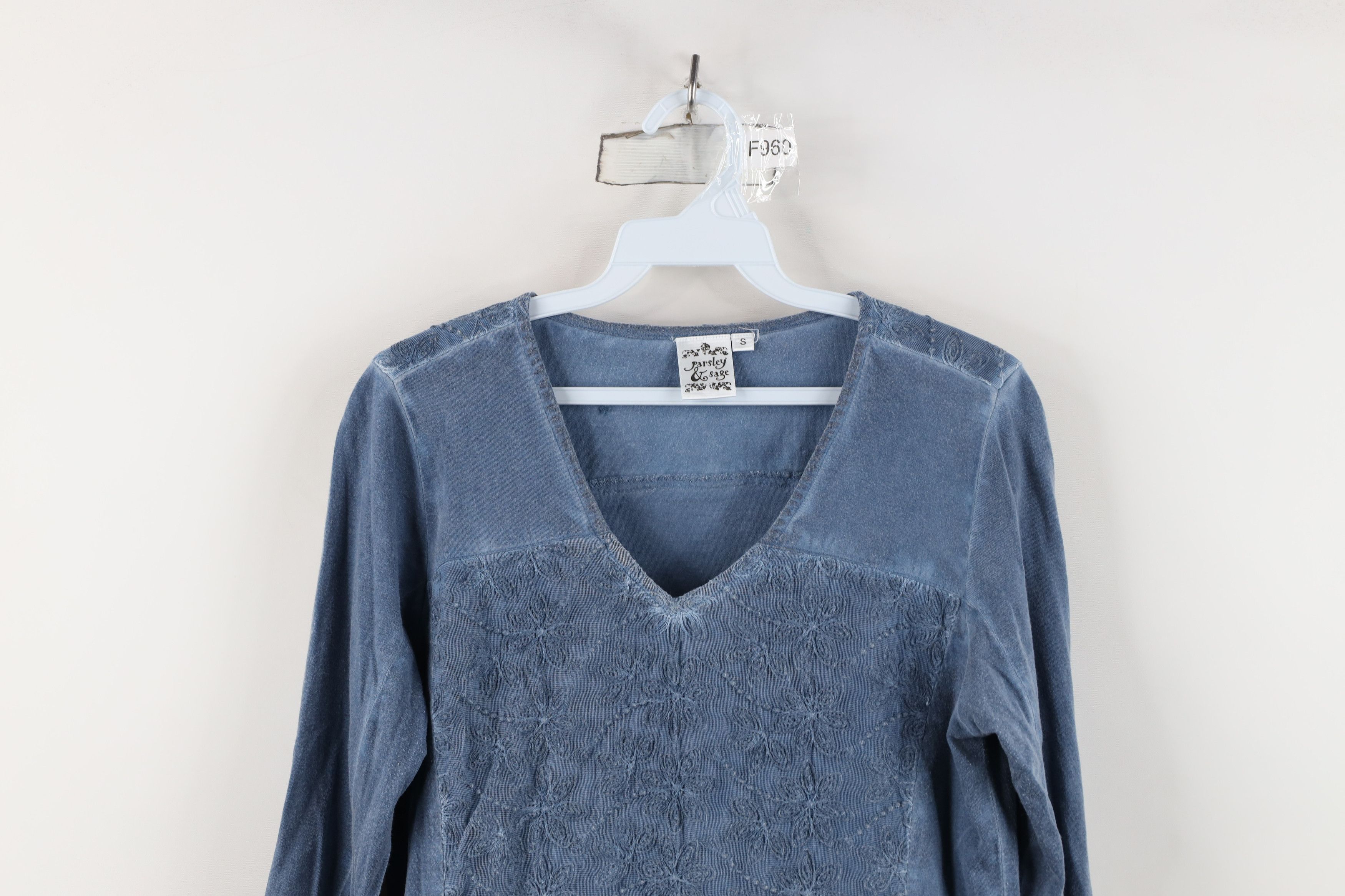 Vintage Vintage 90s Y2K Lagenlook Lace Flower Knit T-Shirt Blue Size S / US 4 / IT 40 - 2 Thumbnail