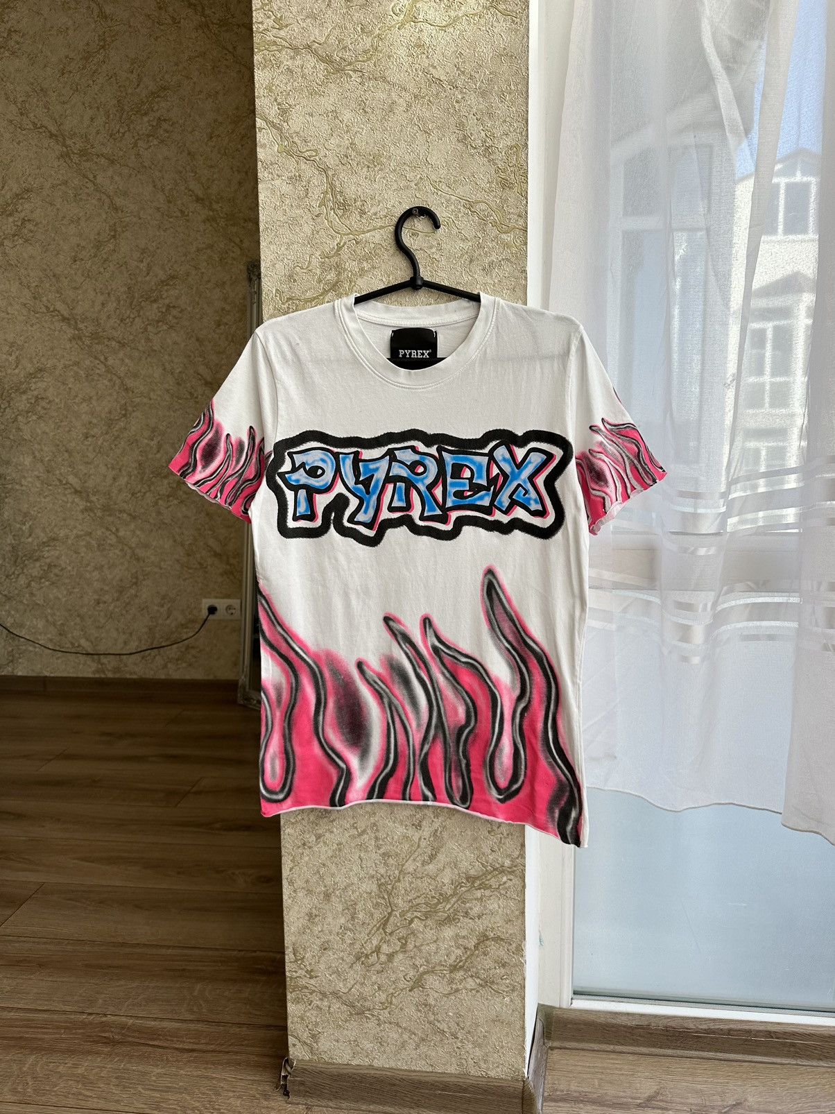Stussy Vintage Pyrex Graphity Tshirt Size US S / EU 44-46 / 1 - 1 Thumbnail