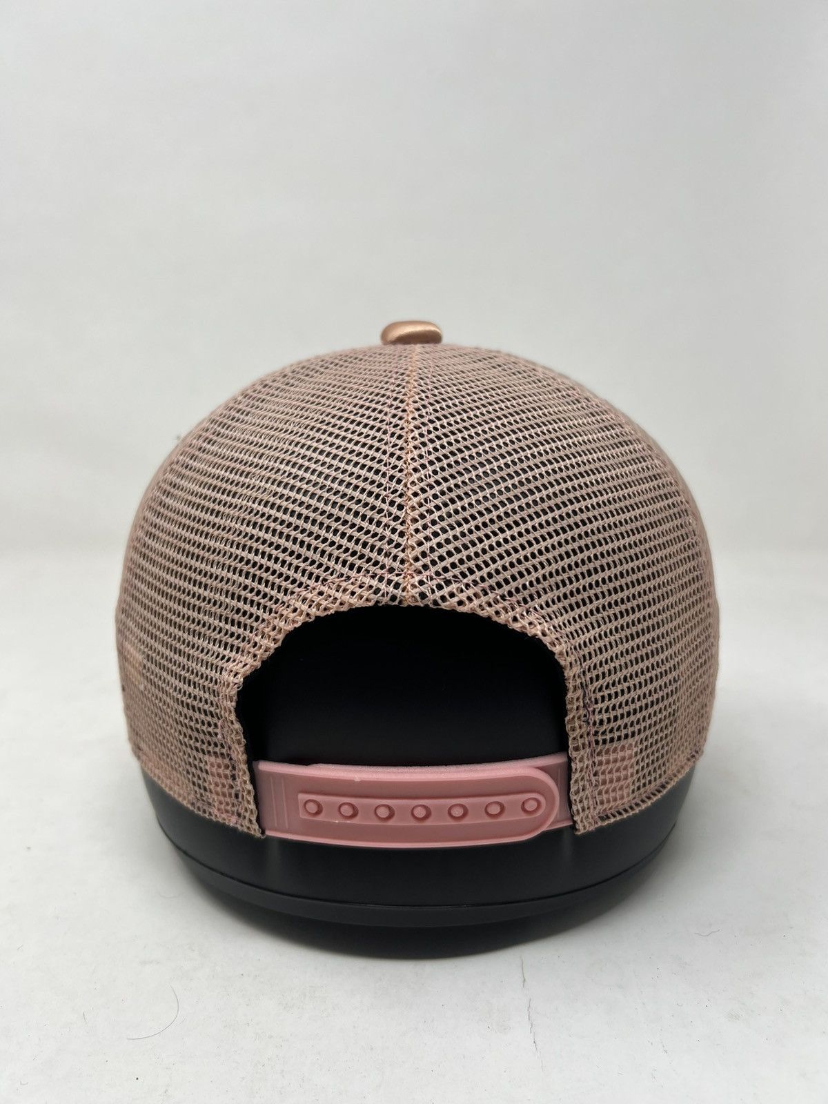 20471120 Fine Rose Fish Archive Trucker Hat Size ONE SIZE - 3 Thumbnail