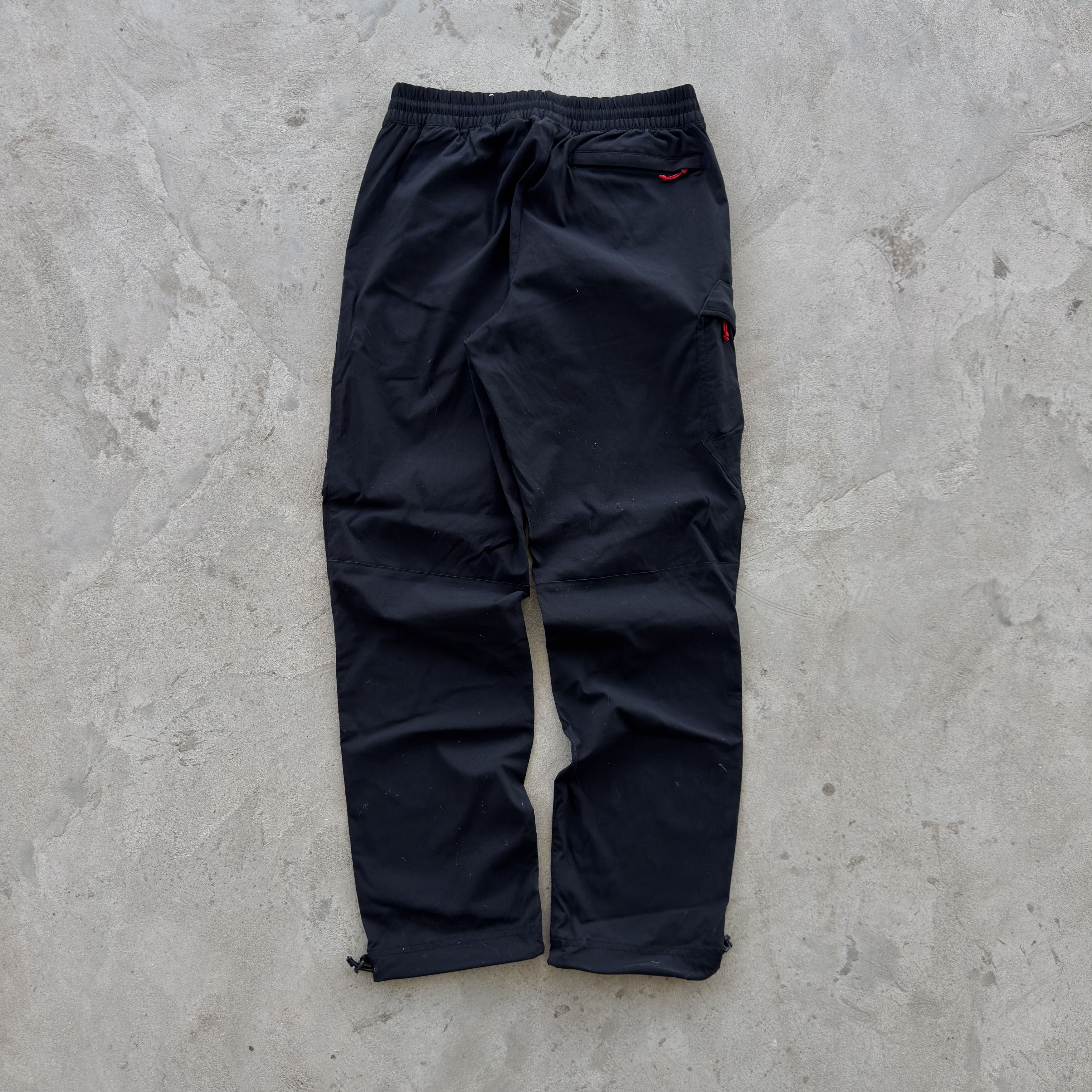Berghaus Berghaus Black Cargo Hiking Pants Techwear Outdoor Track Size US 30 / EU 46 - 2 Thumbnail